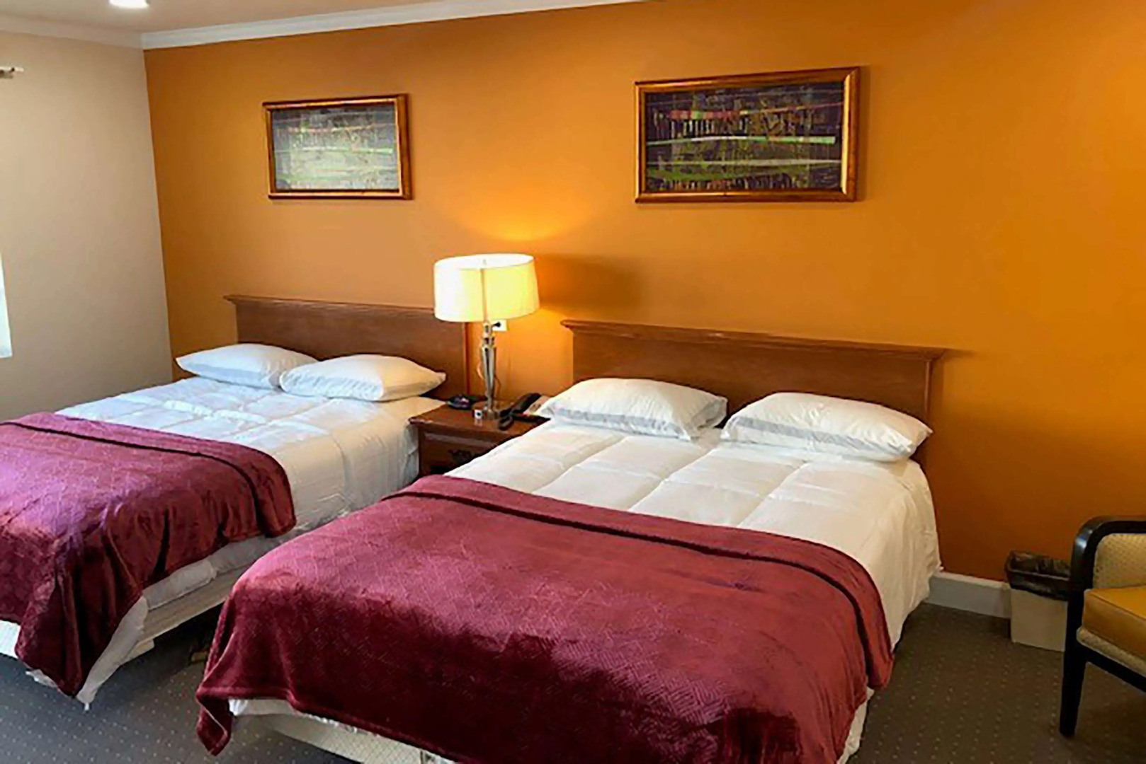 Howard Johnson by Wyndham Ridgecrest, CA