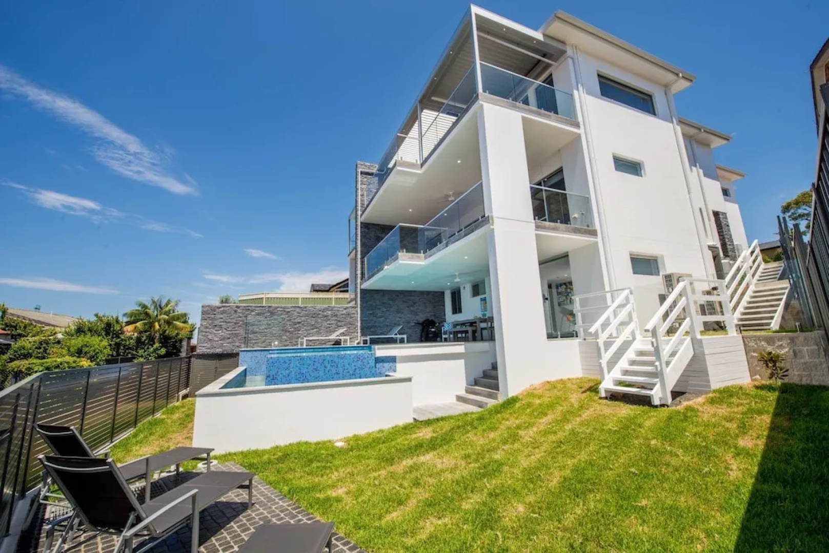 Bluewater Splendour - the Ultimate Beach Home