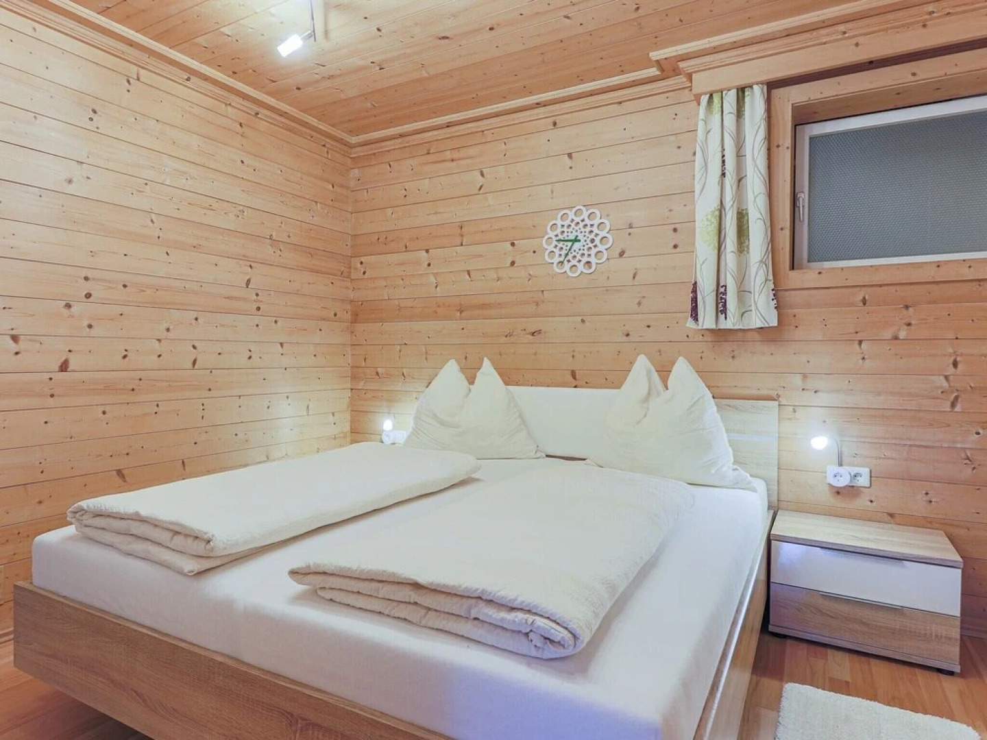 Spacious Apartment in Saalbach-Hinterglemm with Parking