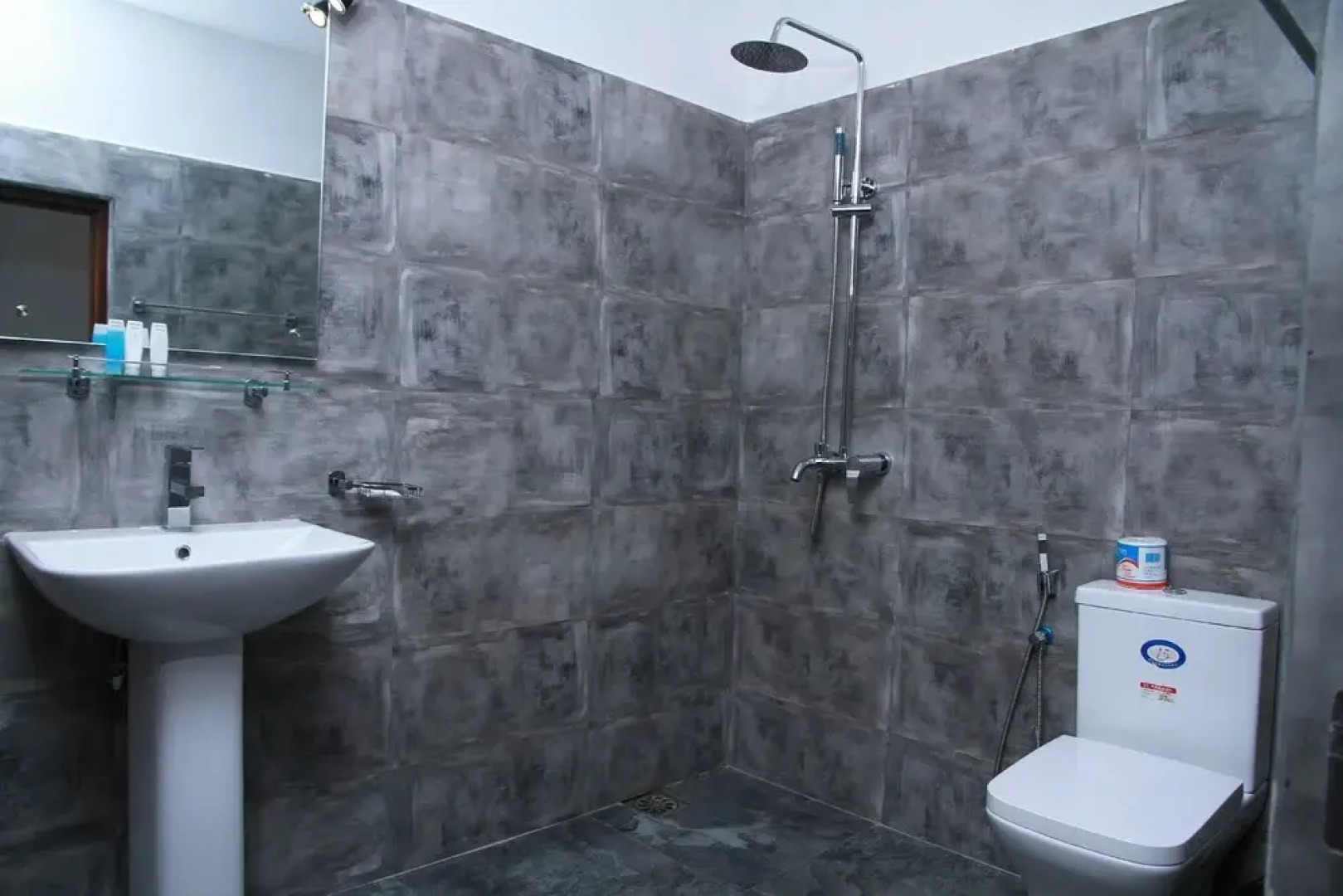 Sanu Lagoon Resorts&Spa