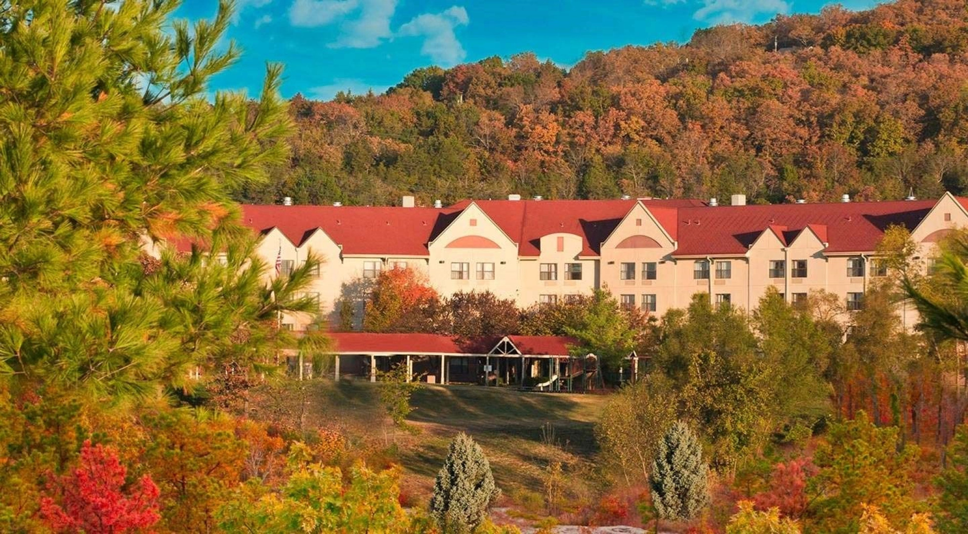 Branson Hillside Hotel