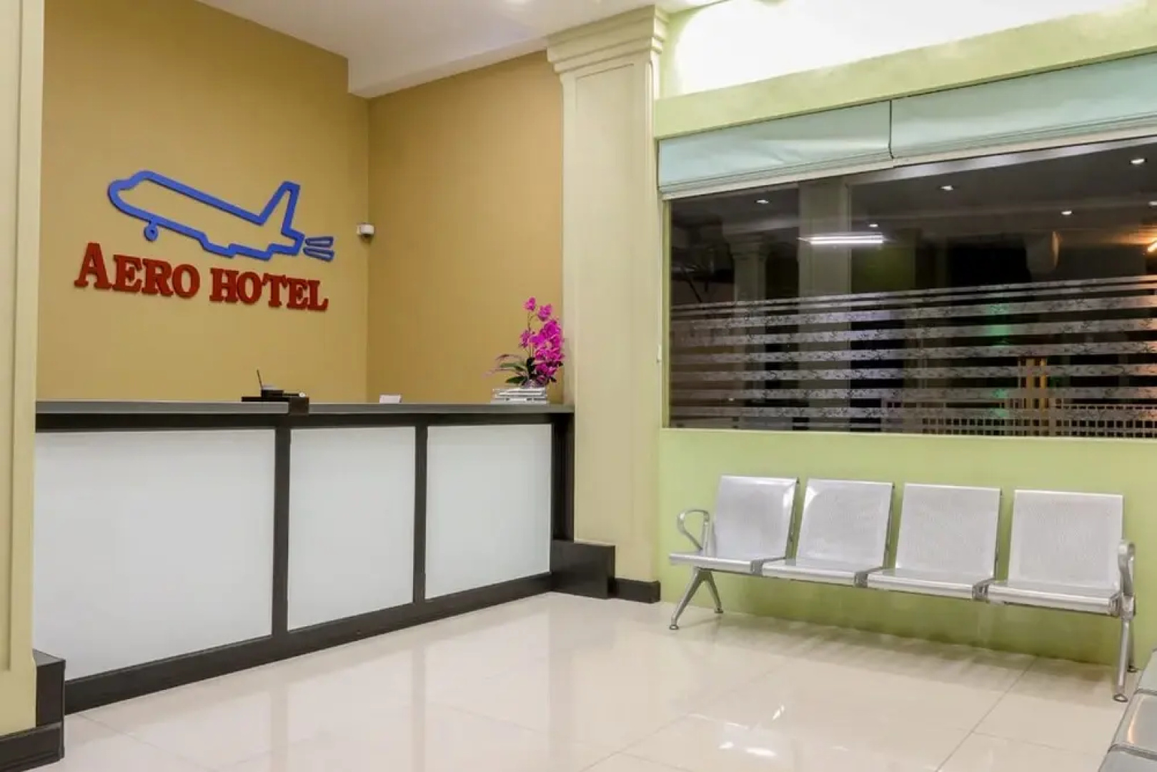 Hotel AERO