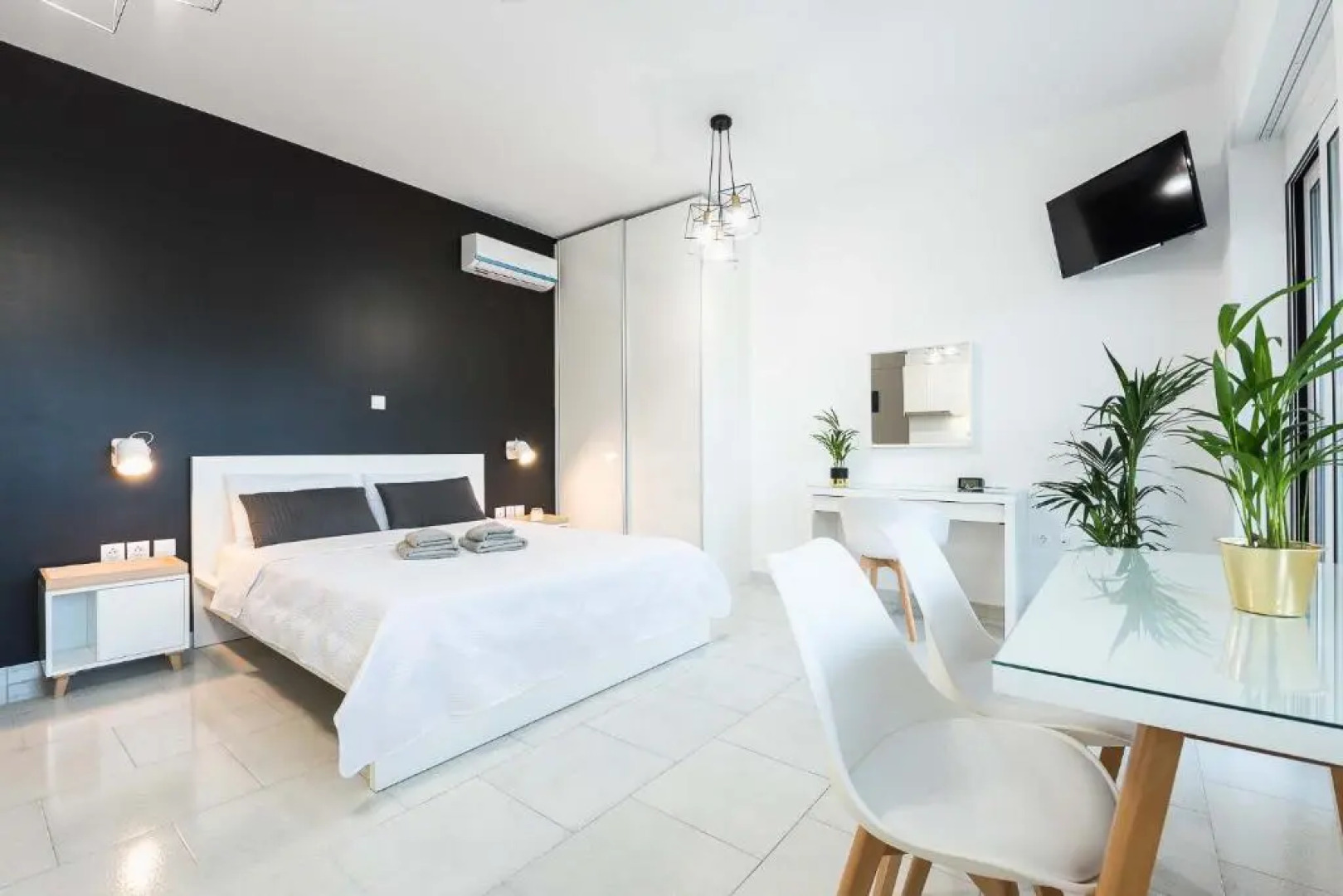 Boutique Studios near Airport