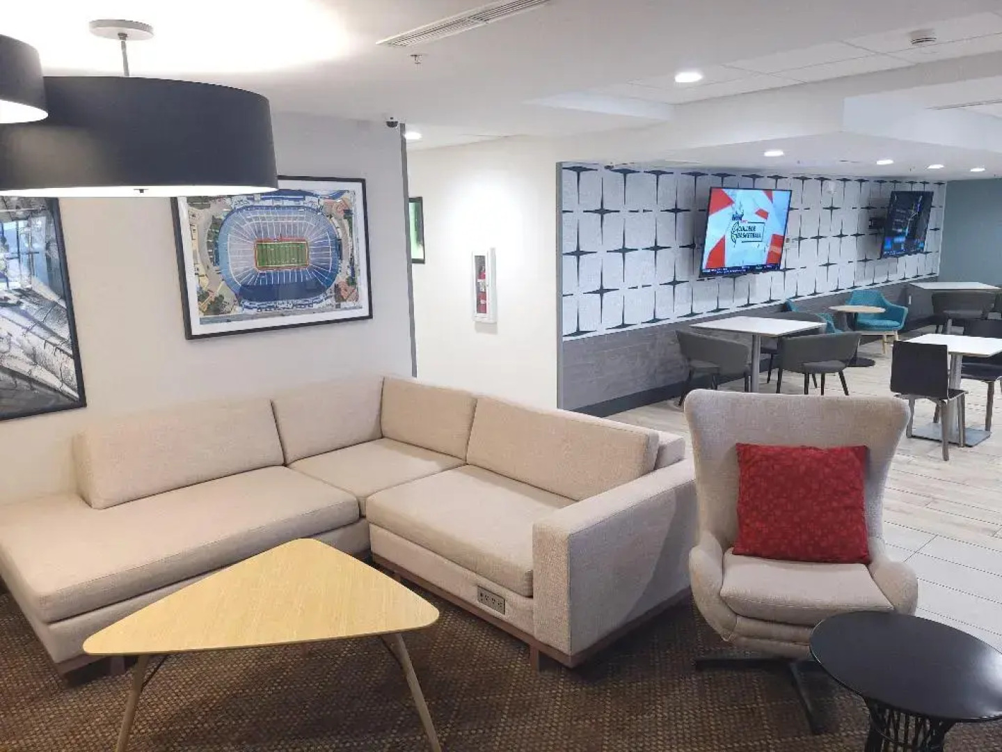 Holiday Inn & Suites Ann Arbor Univ Michigan Area by IHG