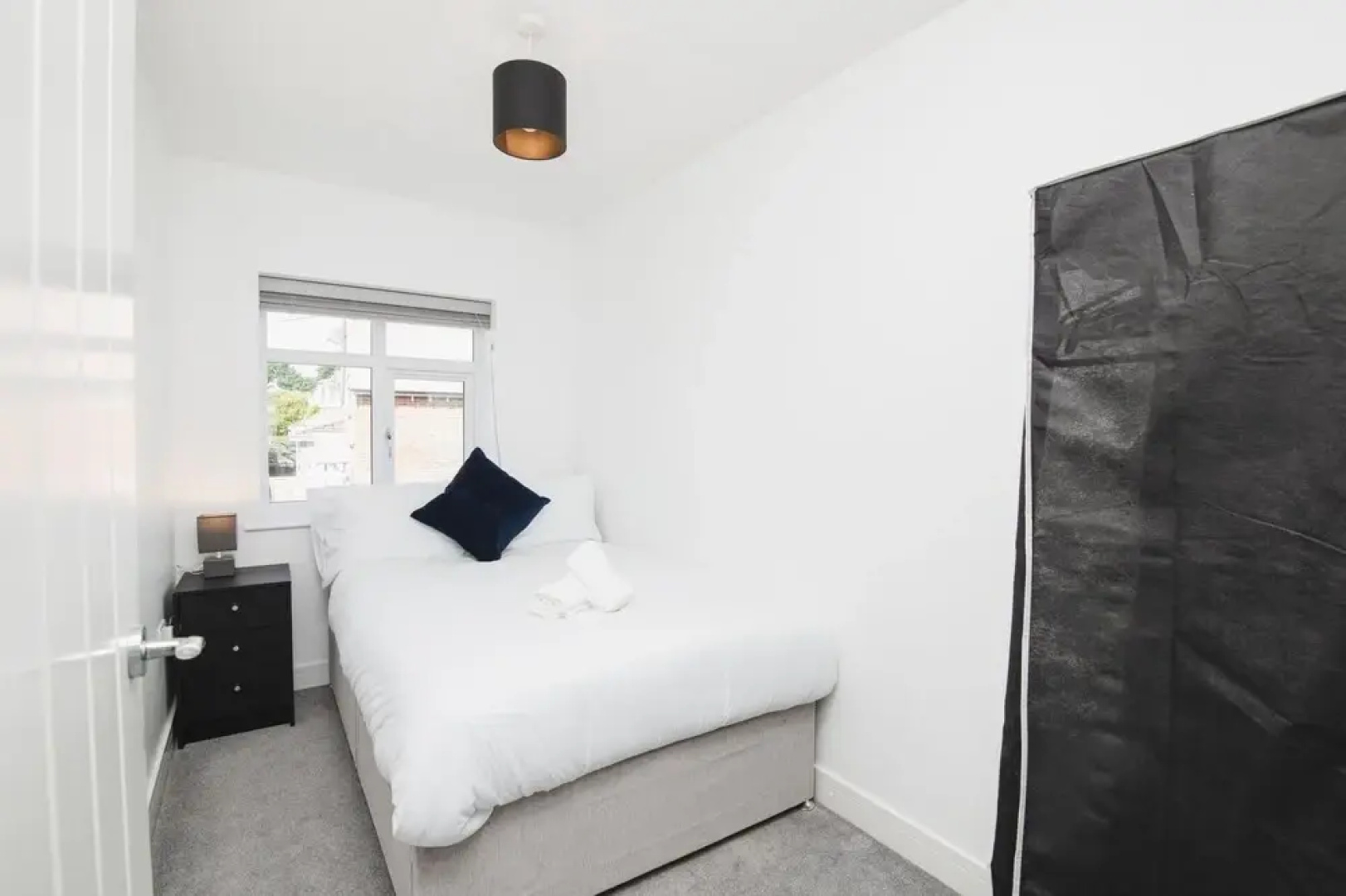 NEW 2BD Pontact Flat in the Heart of Didcot
