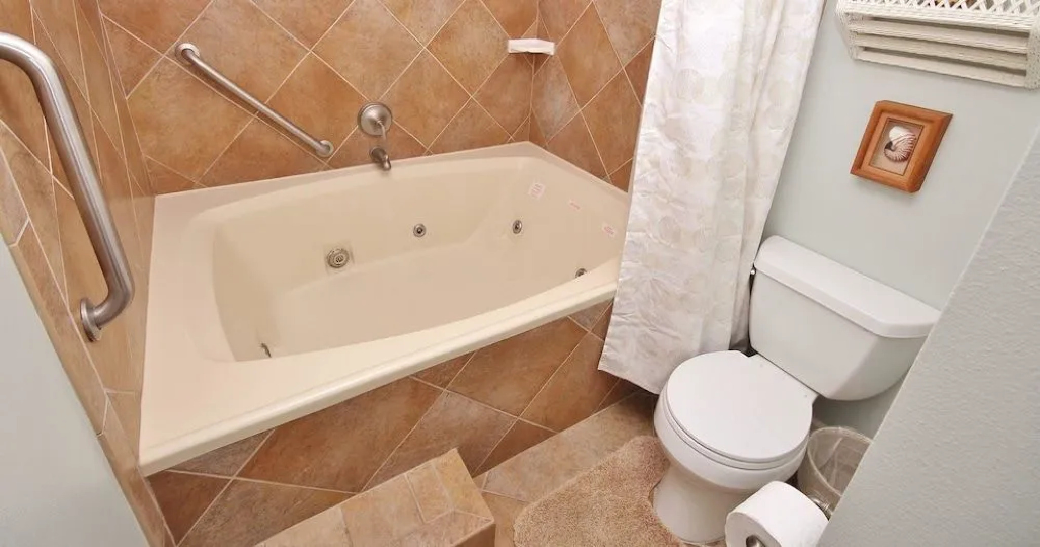 Seascape Towers 1123 Apartment 2