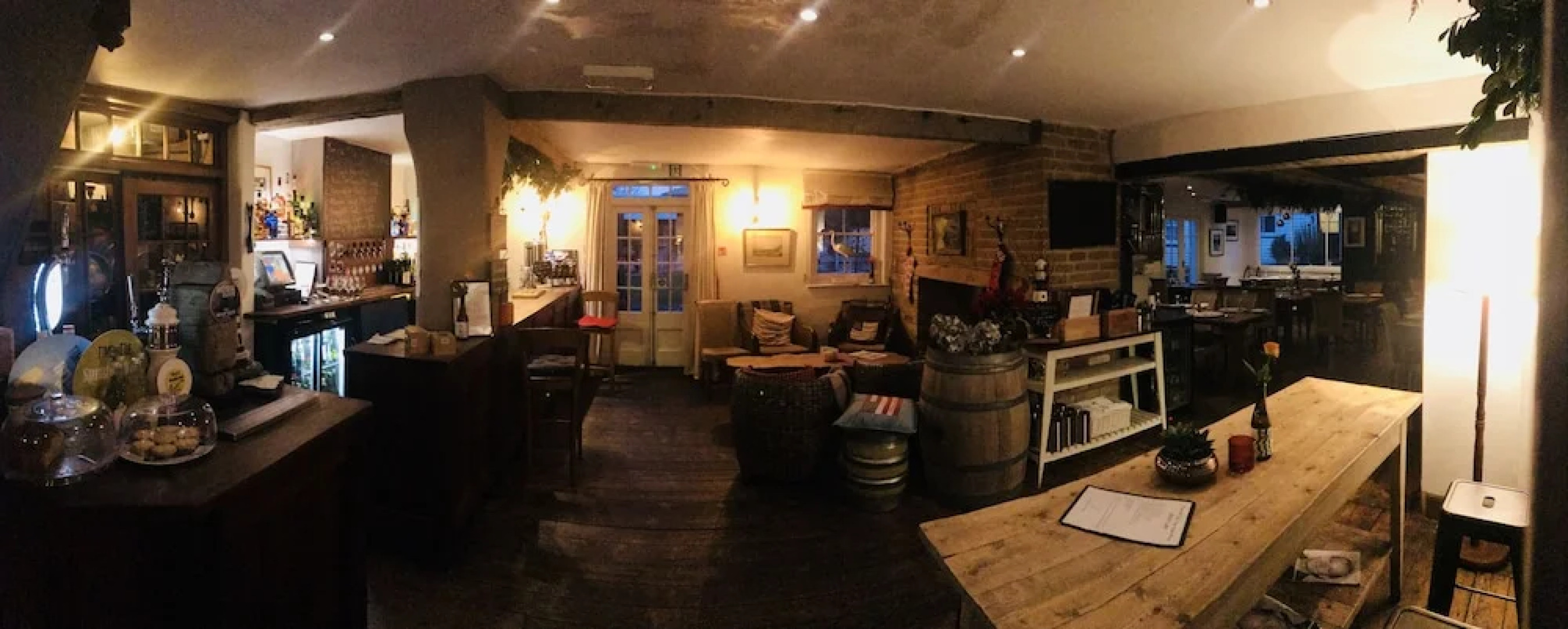 The White Cliffs Hotel