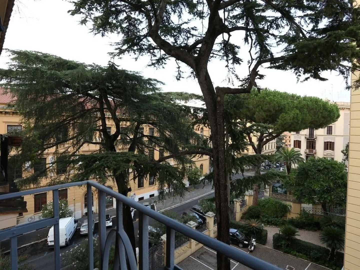 Colosseum Terrace
