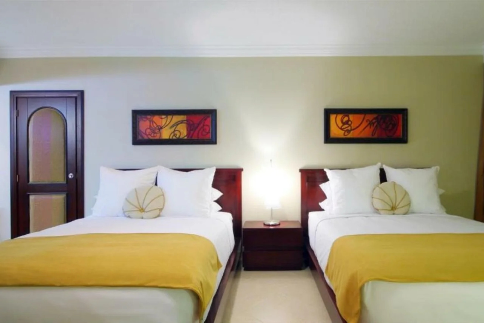 Presidential Suites by Lifestyles