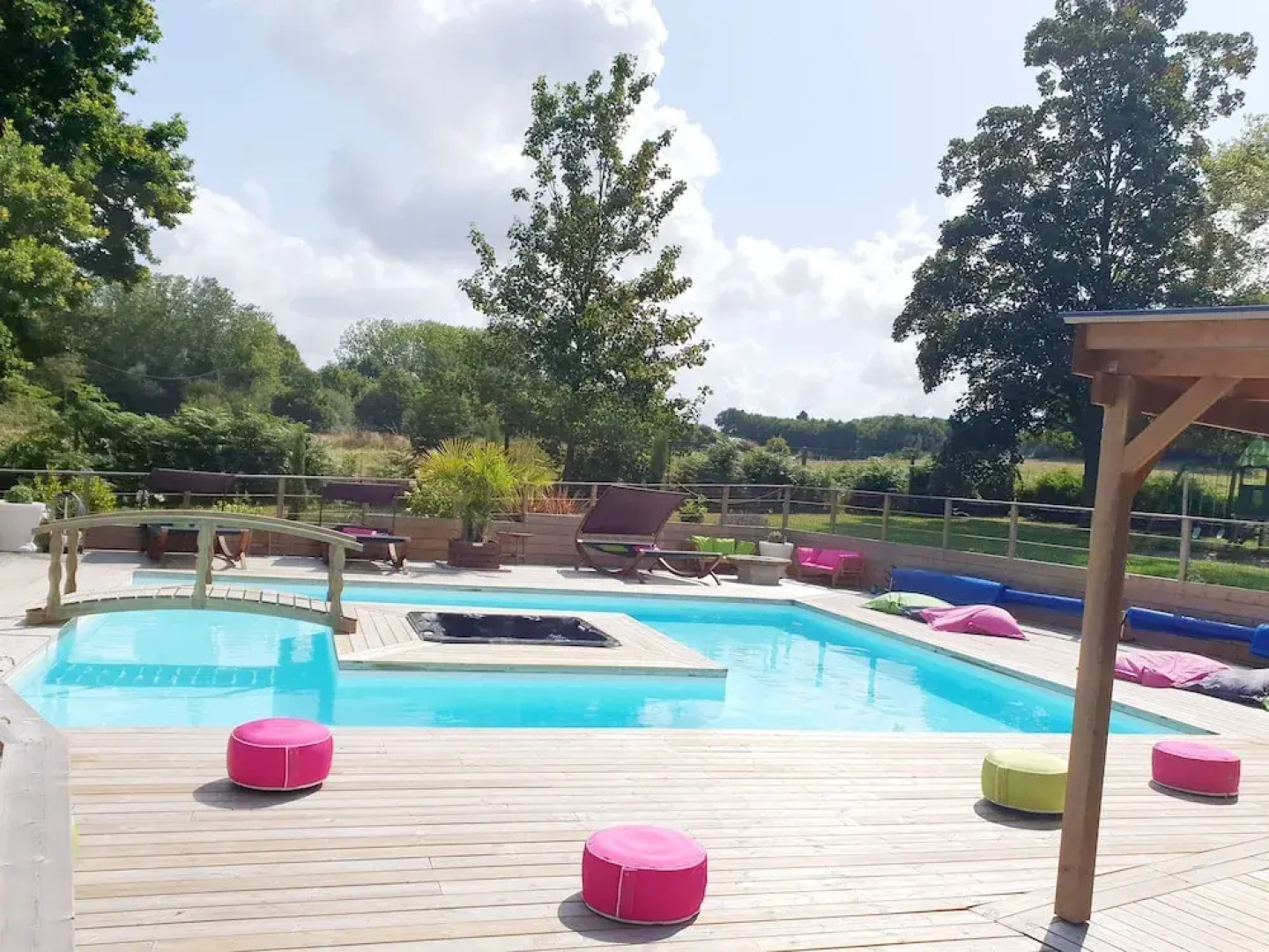 Cabanes et Roulottes du Moulin du Rouvre