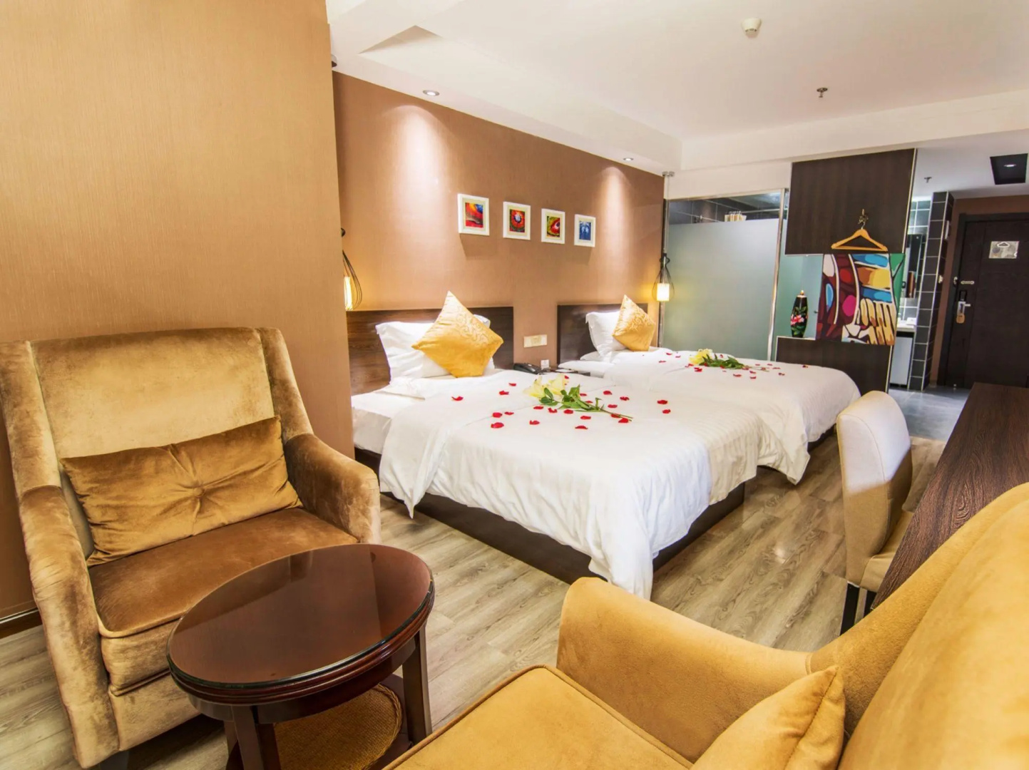 Badi Hotel Int'l Exhibition Center