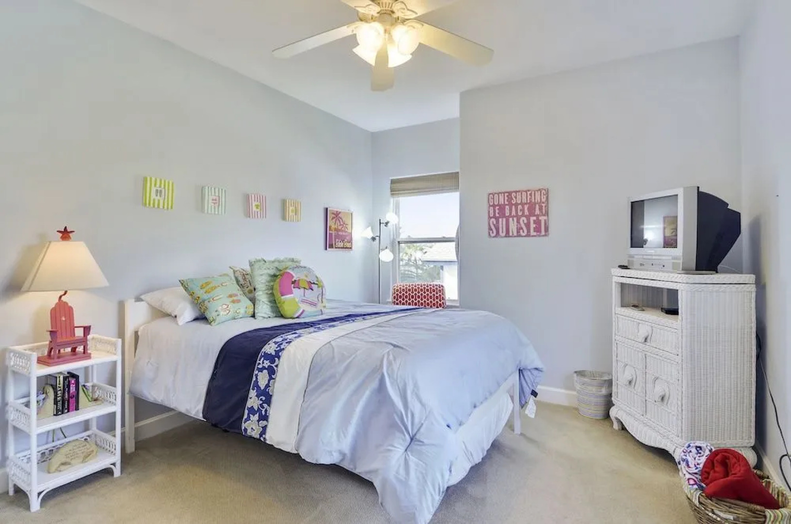 Sommervilla by RedAwning