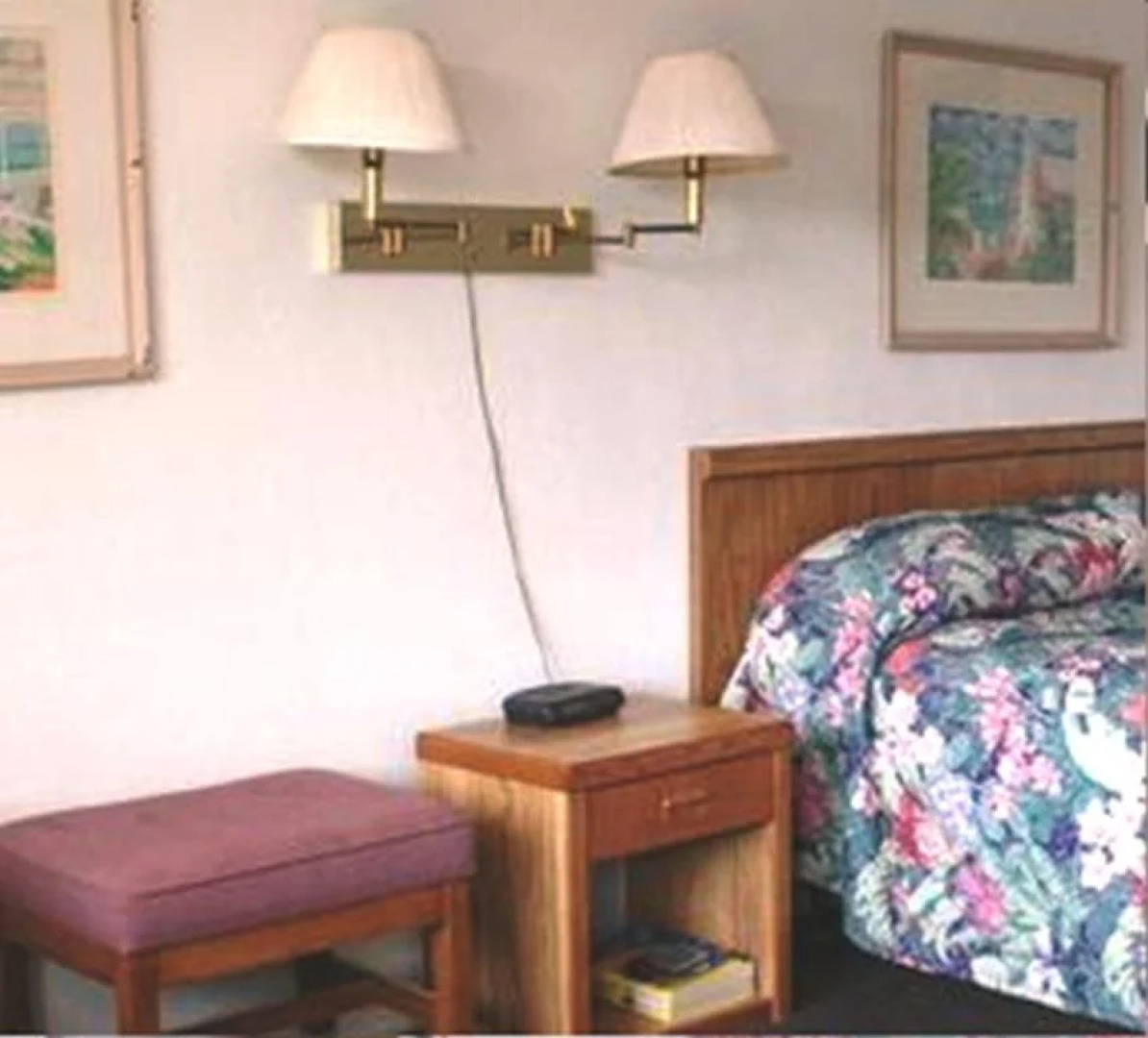 Fountain Inn & Suites