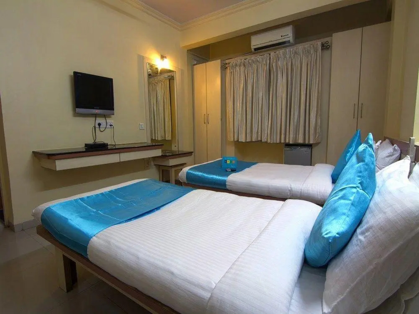 FabHotel Satish Executive Hinjewadi