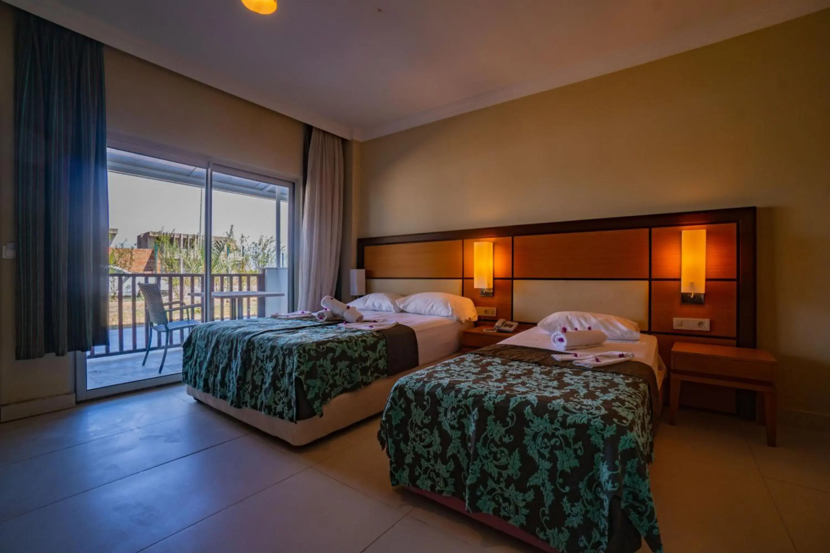 Prenses Sealine Beach Hotel