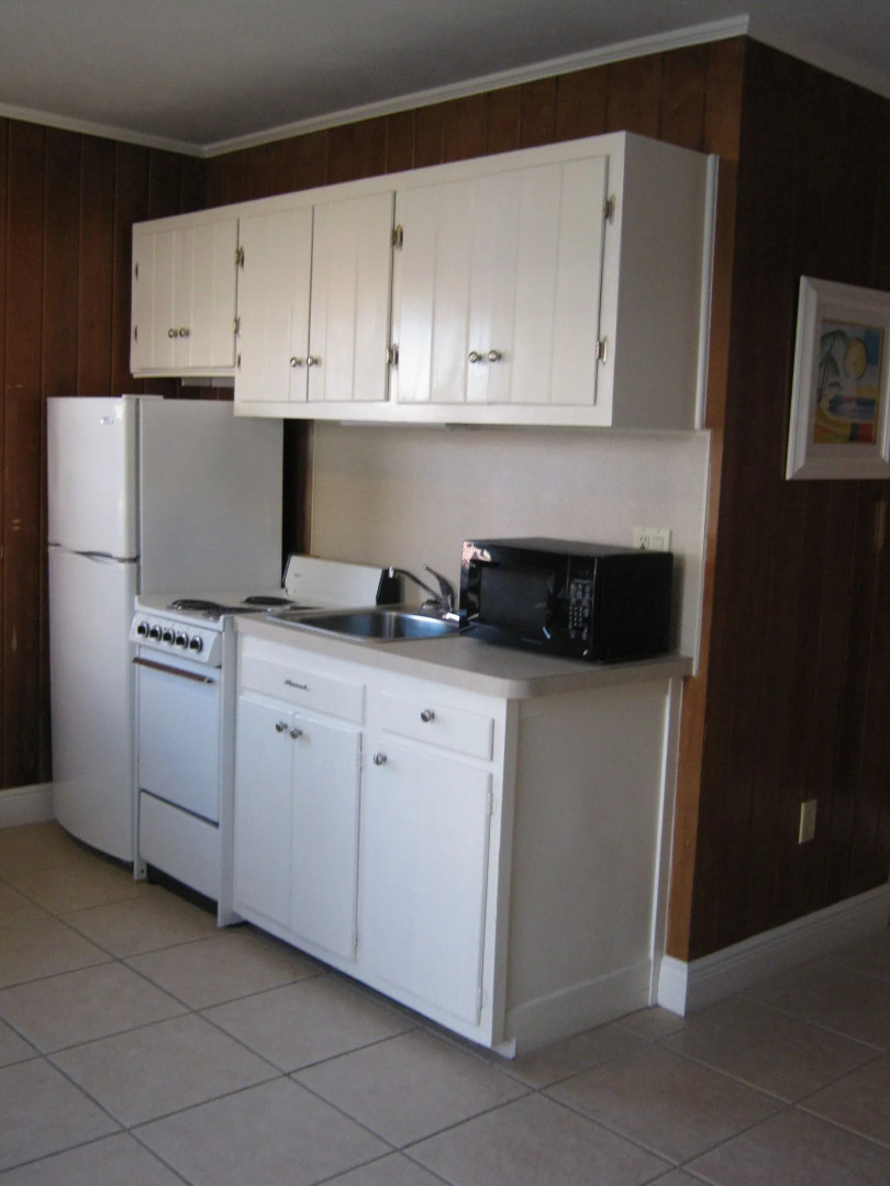 The Holiday Court Villas and Suites