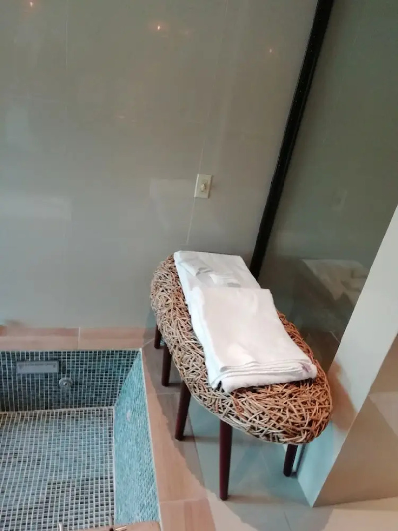 Thai Lagoon Select Motel