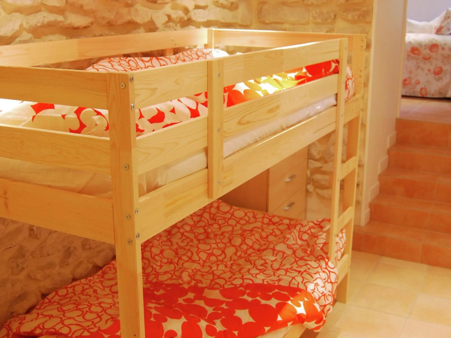 Lovely Country Cottage in Valreas with Swimming Pool