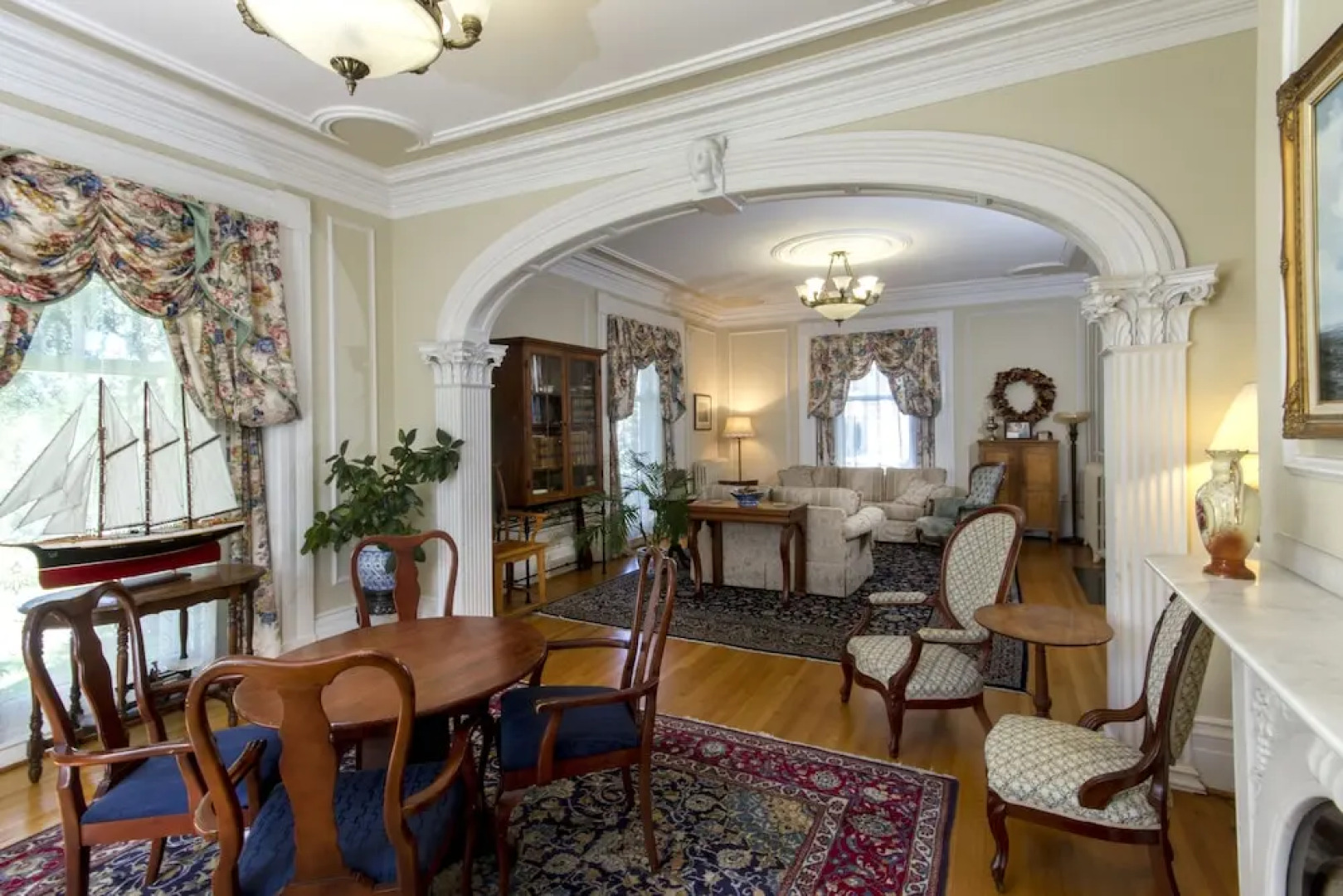 Homeport Historic Bed & Breakfast/Inn c 1858