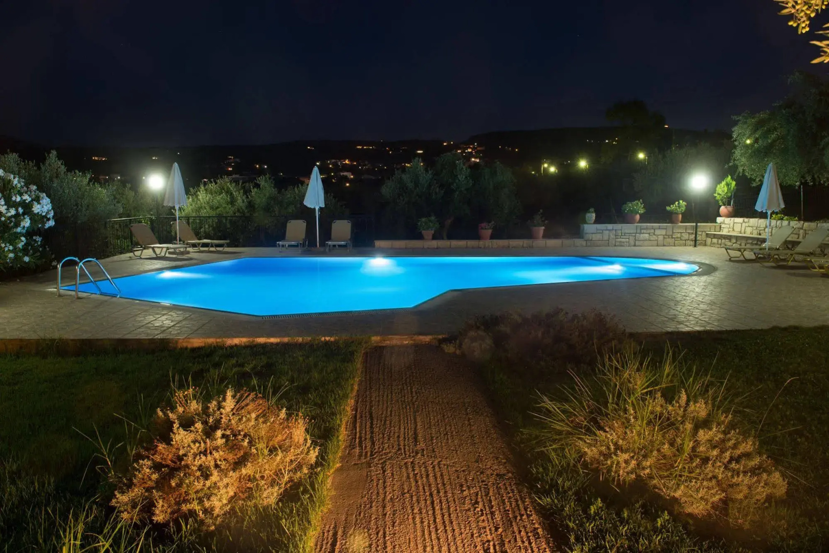 Villas Lefkothea