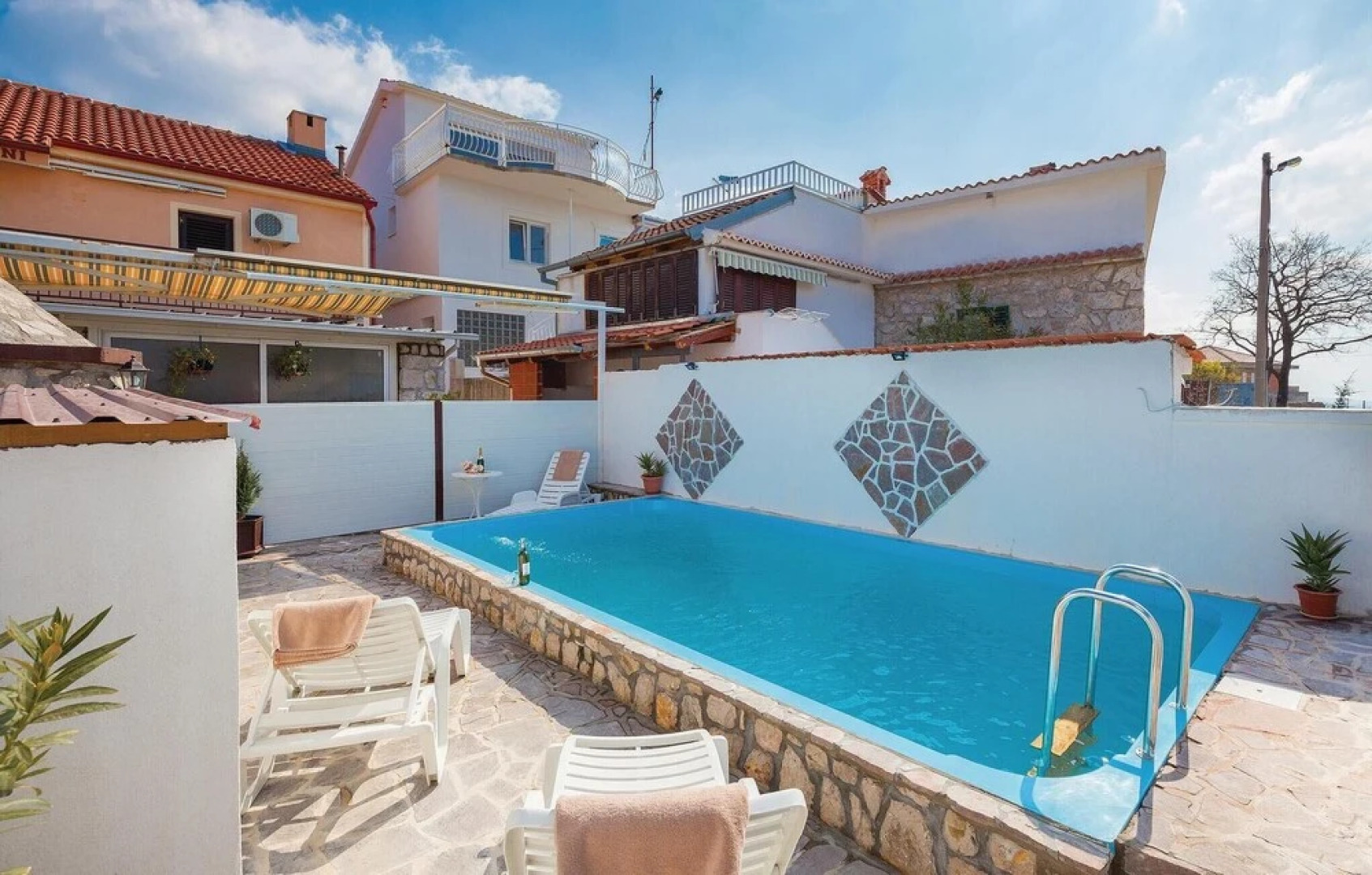 Stunning Home in Jadranovo With Wifi and 5 Bedrooms