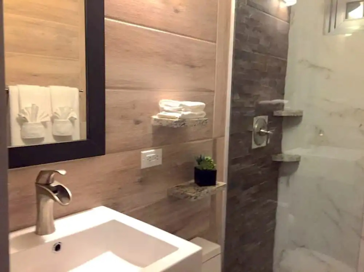 Segovia Studio Units