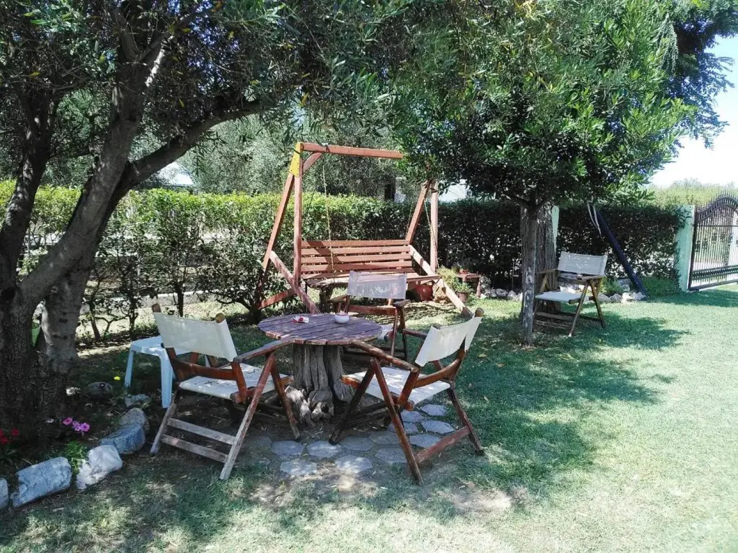 VILLA MANOLIA παλαια καταχωρηση με αριθ. καταχ. 4166490