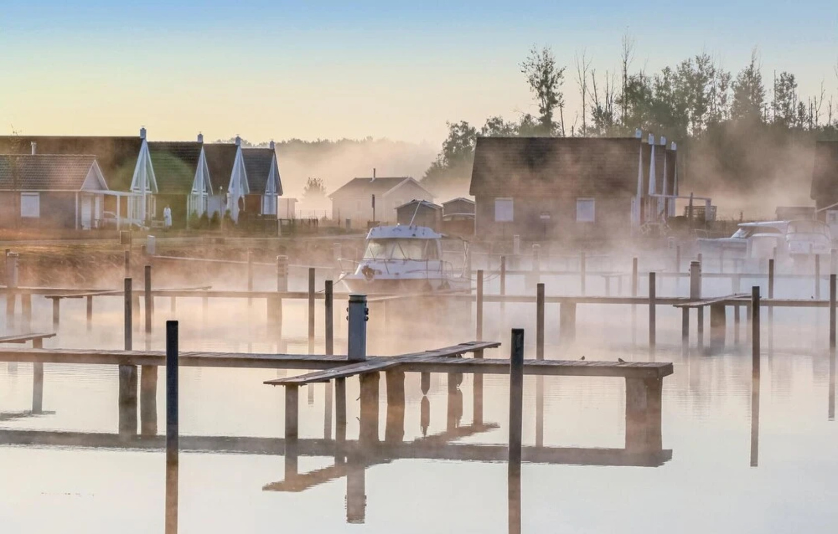 Stunning Home in Zerpenschleuse With 2 Bedrooms and Wifi