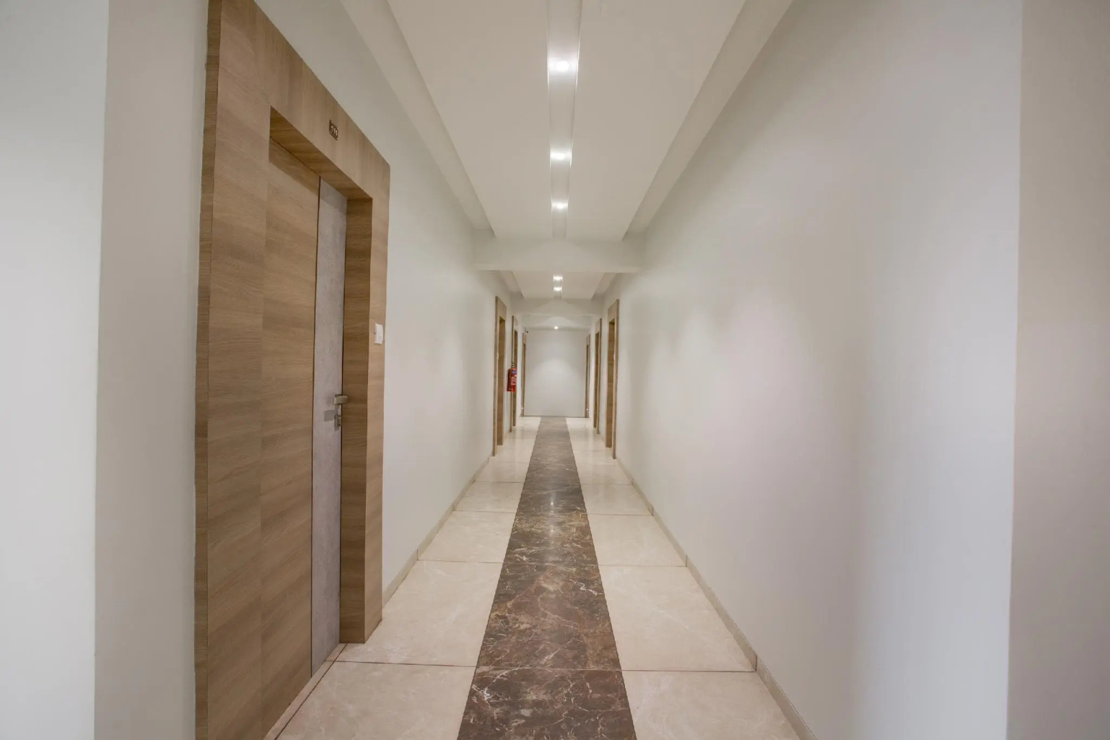 OYO 35932 Hotel Gurukrupa Residency