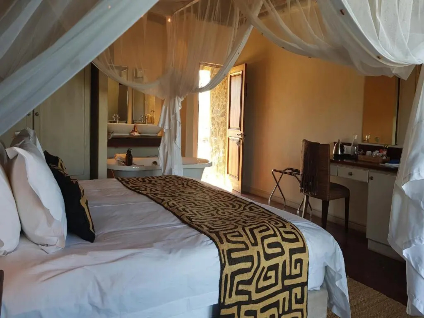Tutwa Desert Lodge