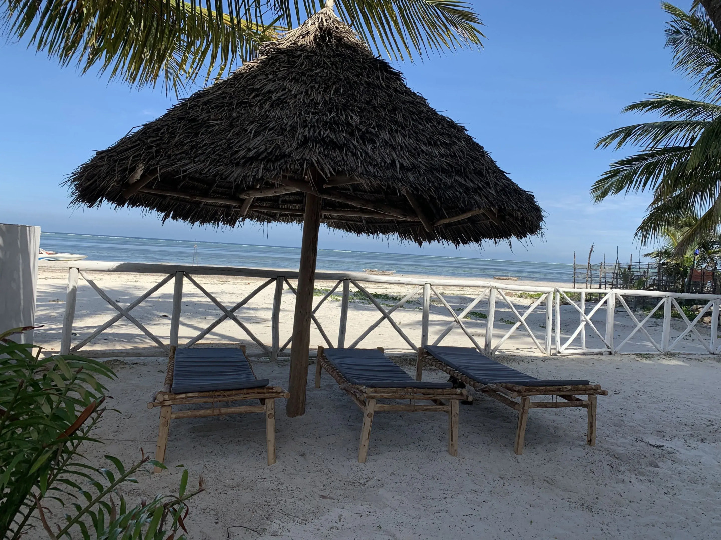 African Paradise Beach Hotel