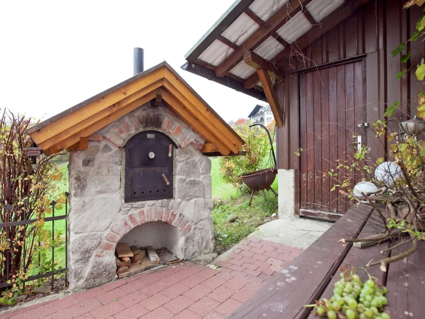 Inviting Apartment With Terrace, Garden, Barbecue, Deckchair