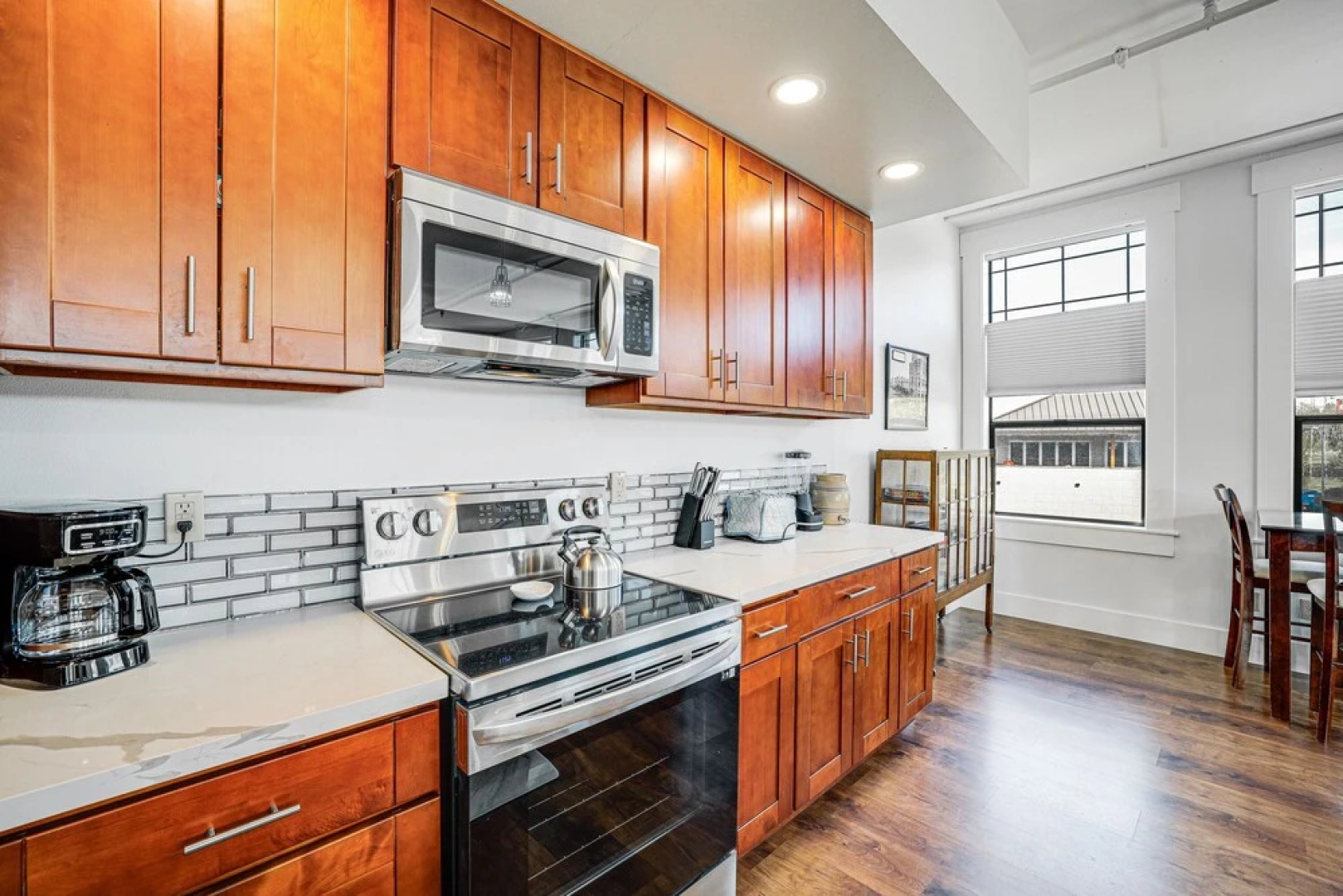Modern Blaine Condo Rental < 1 Mi to Boat Harbor!