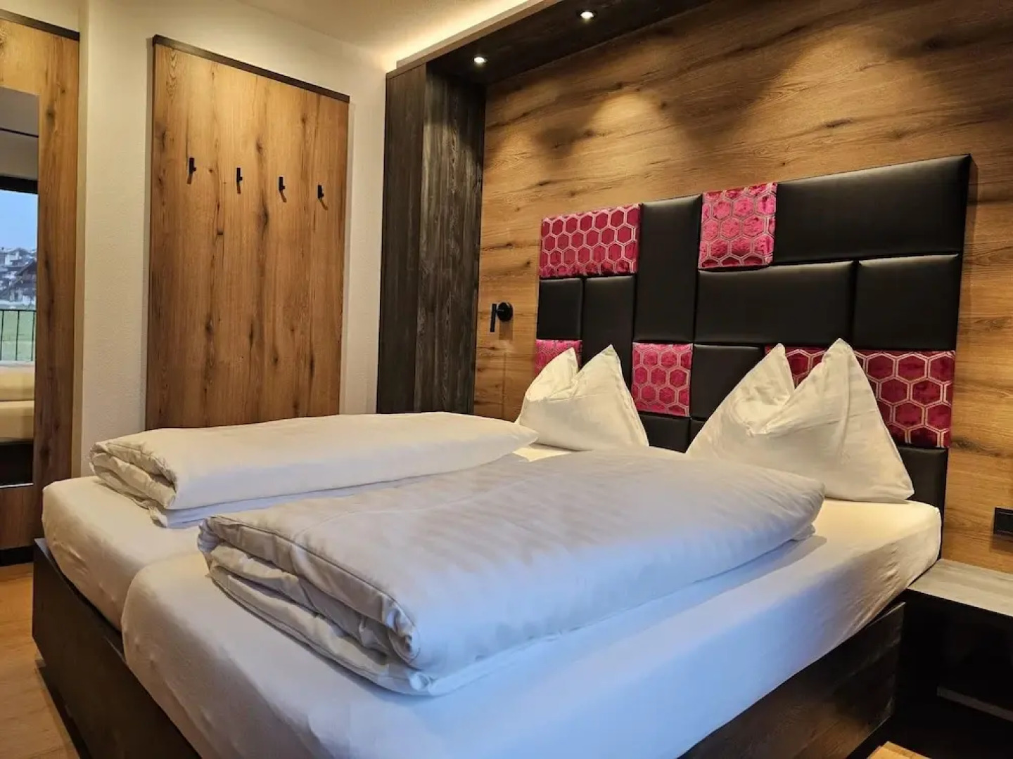 Chalet in Zillertal Near Ski Slopes & Whirlpool