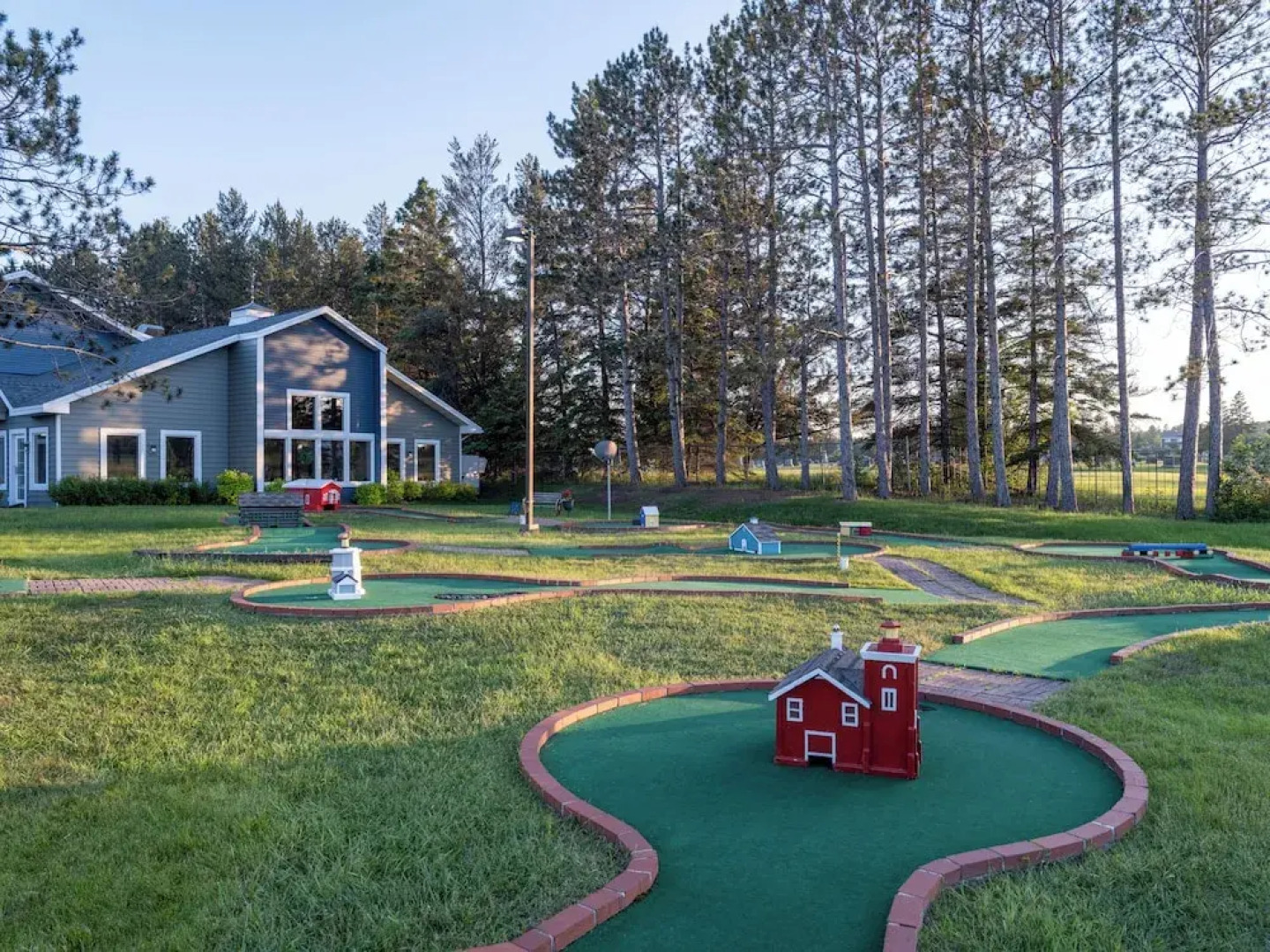 Country Inn of Two Harbors