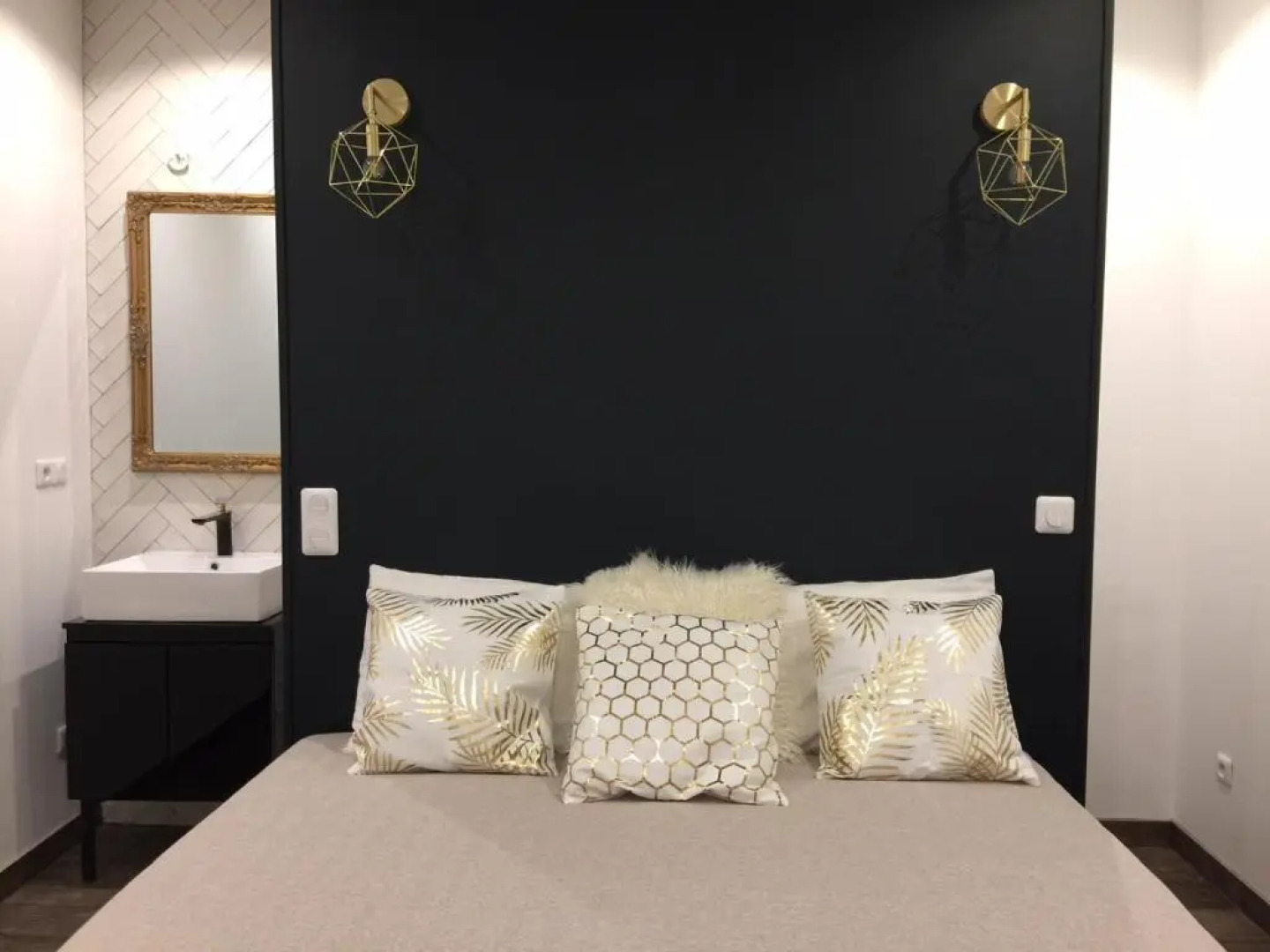 A CASA CORBAIA 2 pièces 40 m2 Chambre, salon, cuisine, jardin privatif, parking proche centre ville et mer