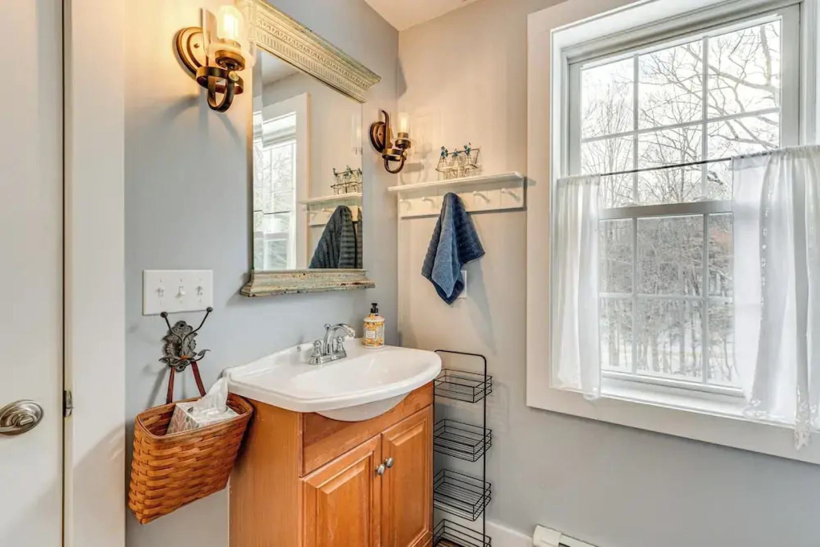 Ski, Hike & More: White Mountains Family Home