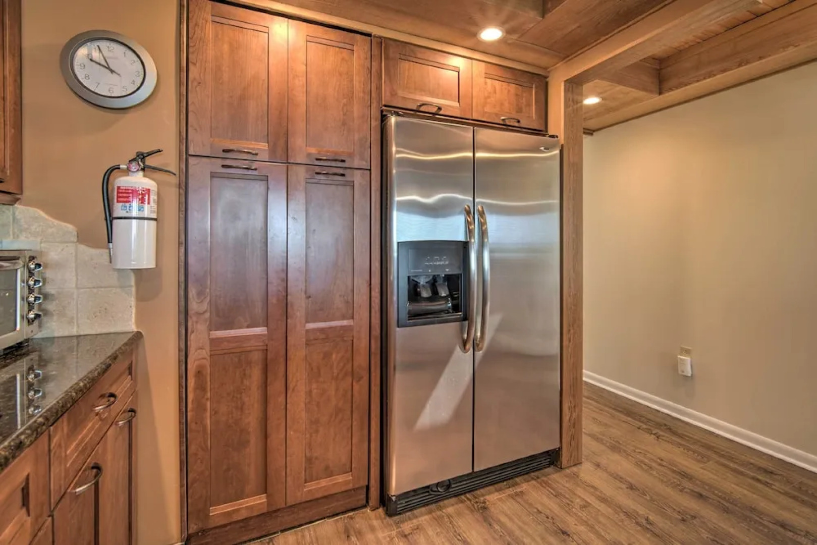 Welcoming Brigantine Condo w/ Ocean Views!