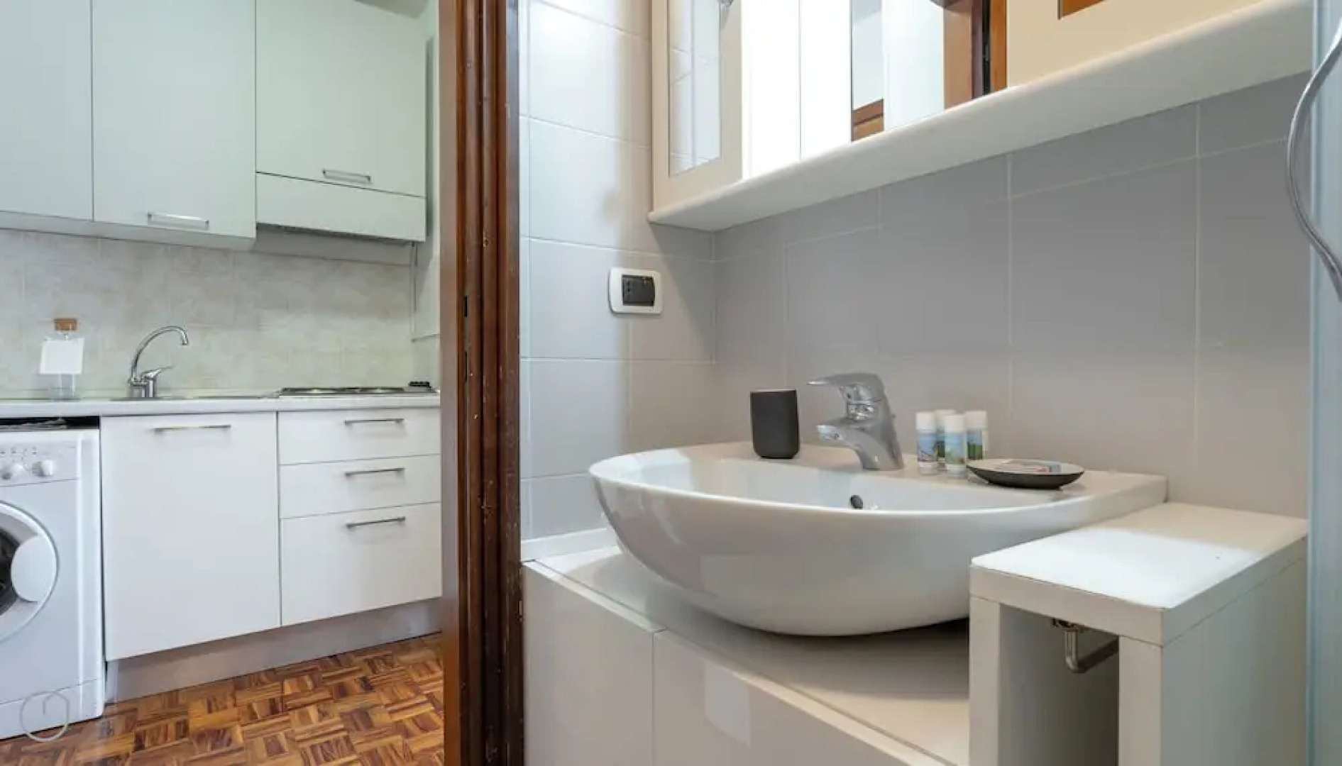 Italianway - Napo Torriani 22 G