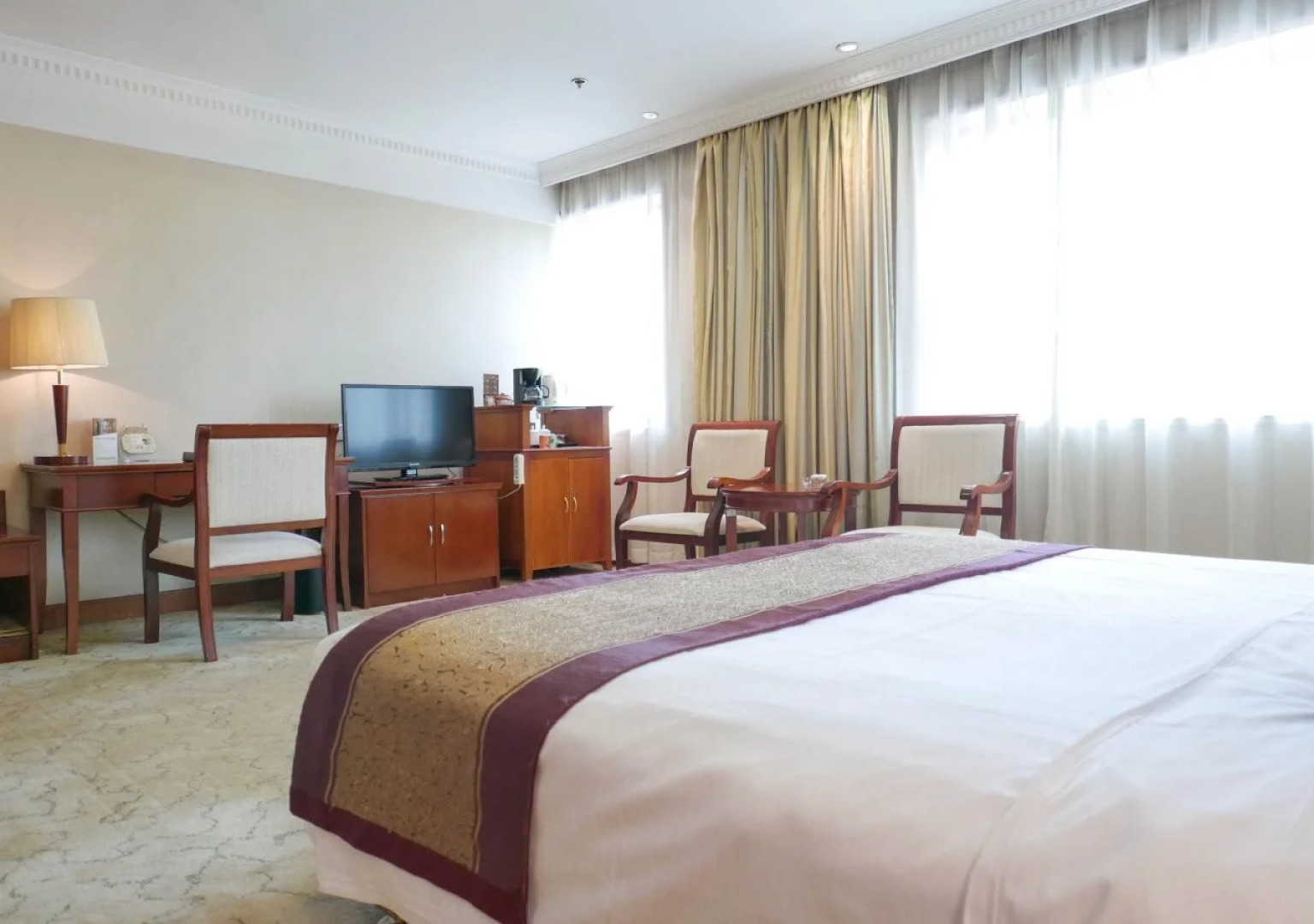 Shaanxi Business Hotel