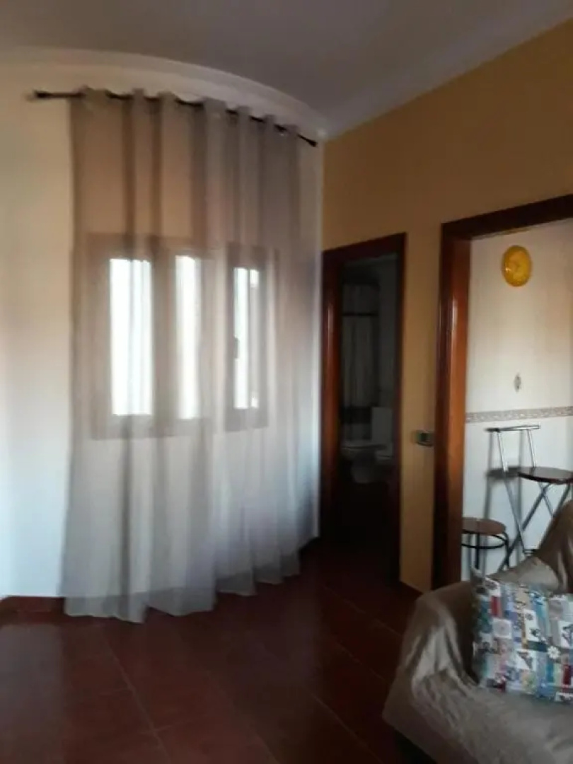 Apartamento con terraza privada y barbacoa