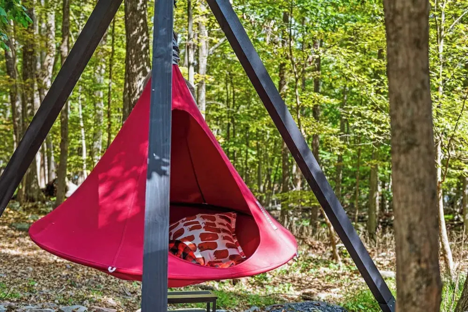 Hot Tub, Lake Access + Community Amenities Somerset Lodge by Avantstay