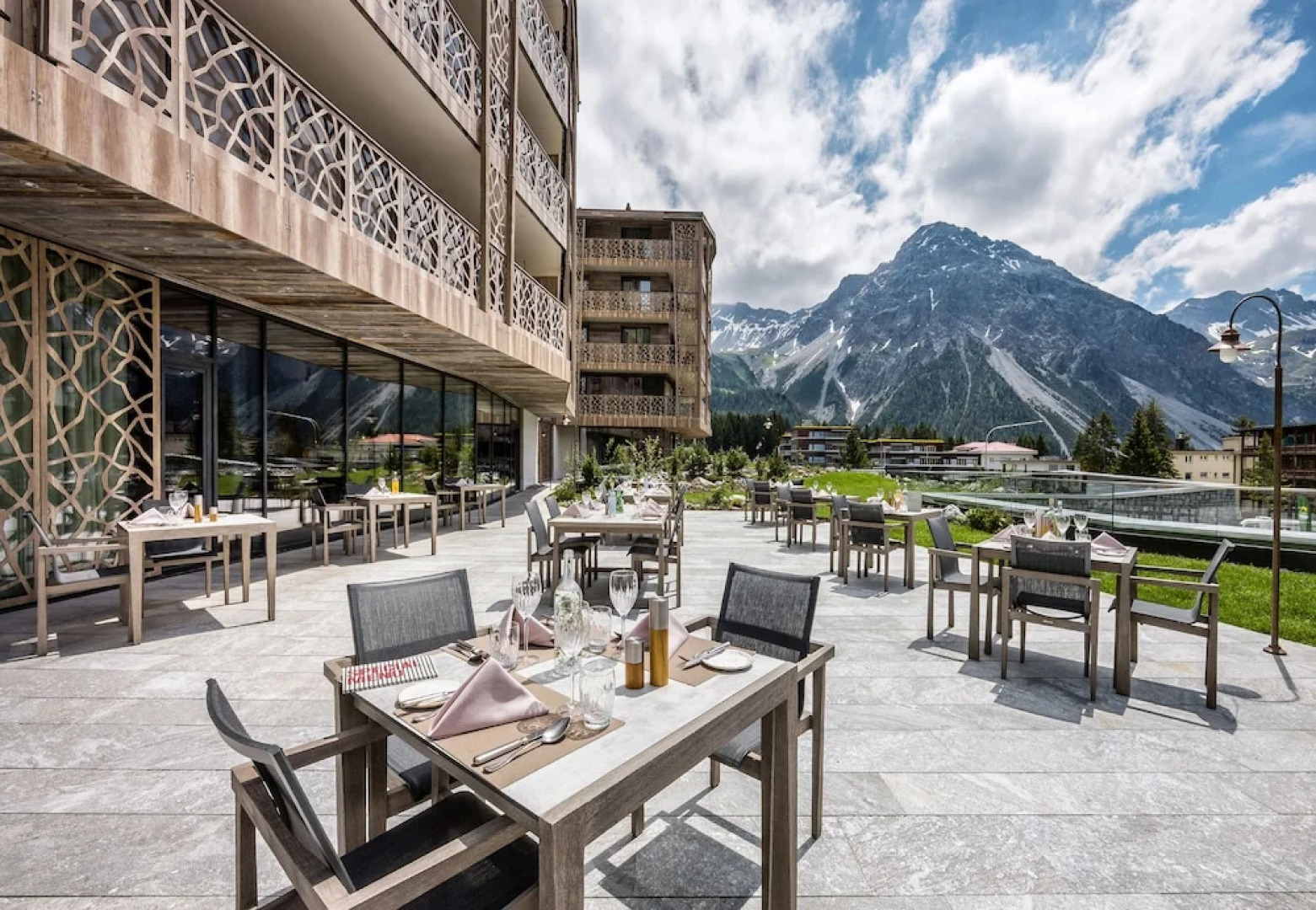 Valsana Hotel & Appartements Arosa