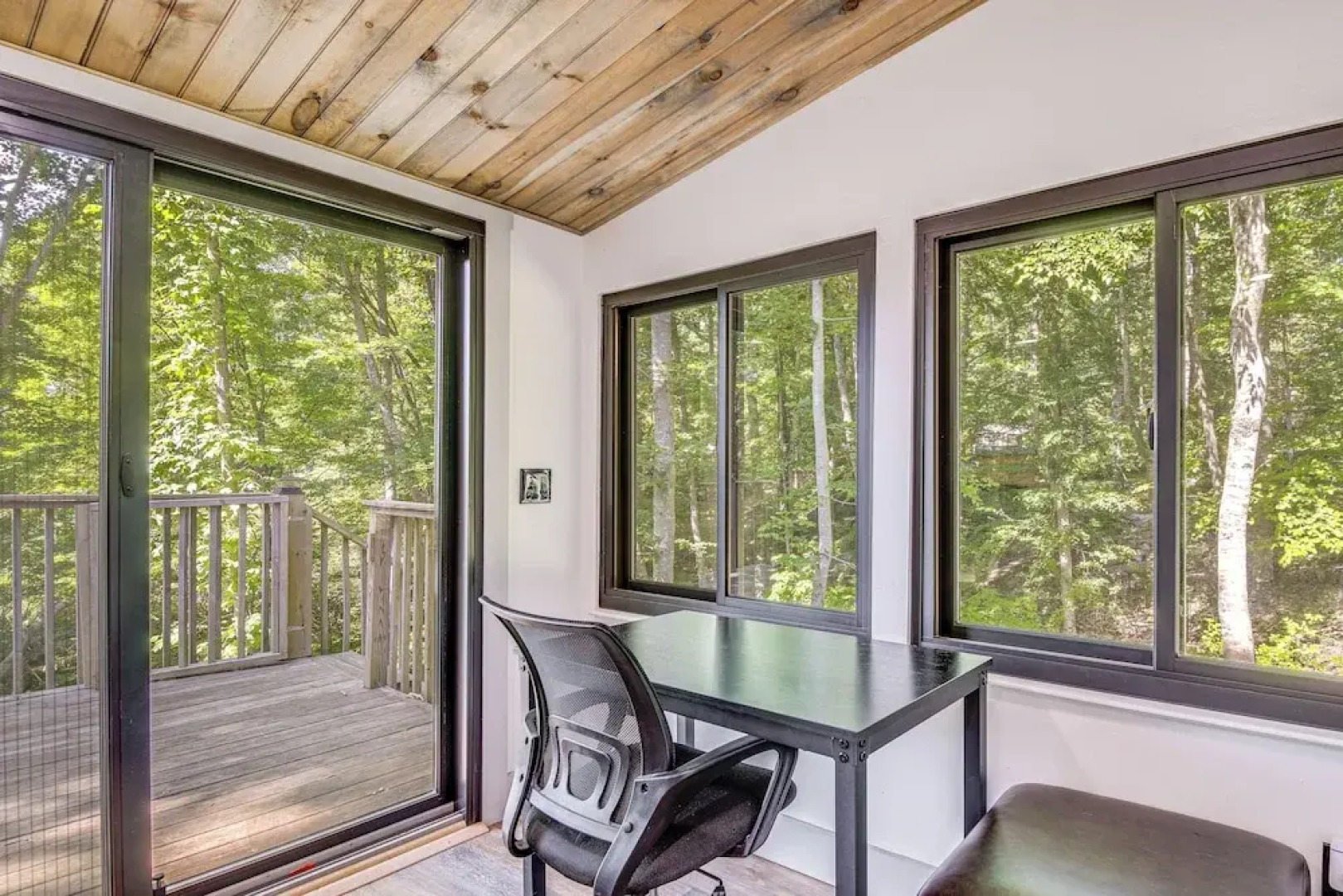 Dandridge Home on Douglas Lake w/ Hot Tub & Dock!