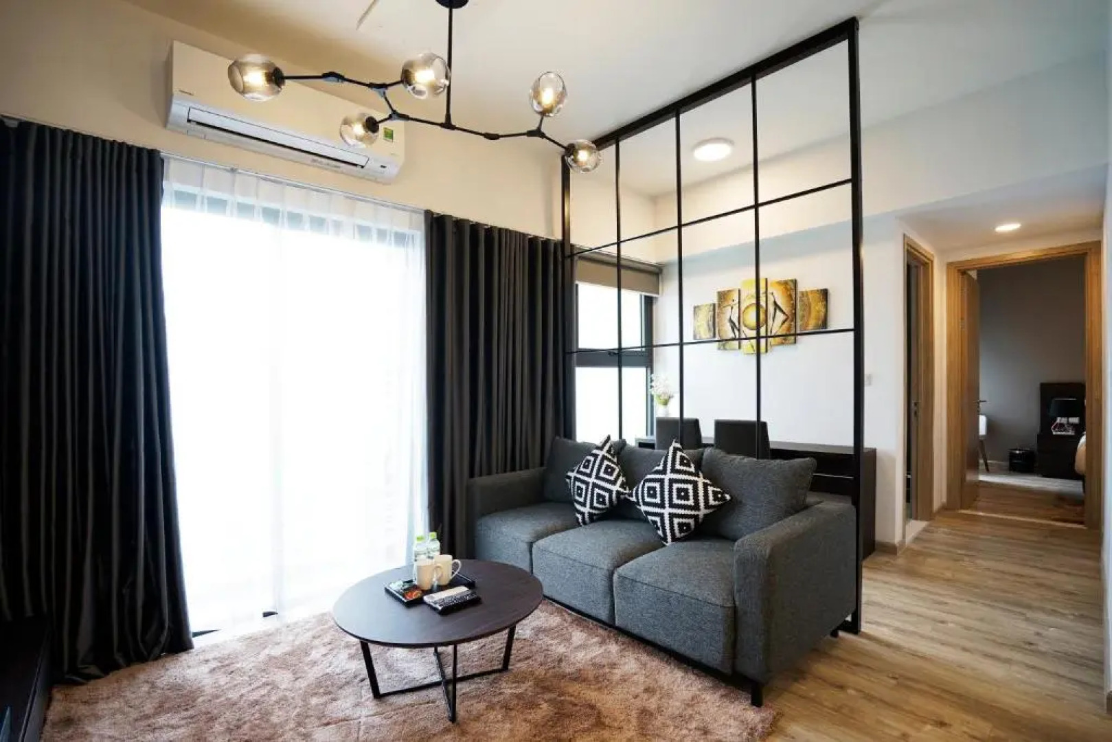 The First Stay Hotel