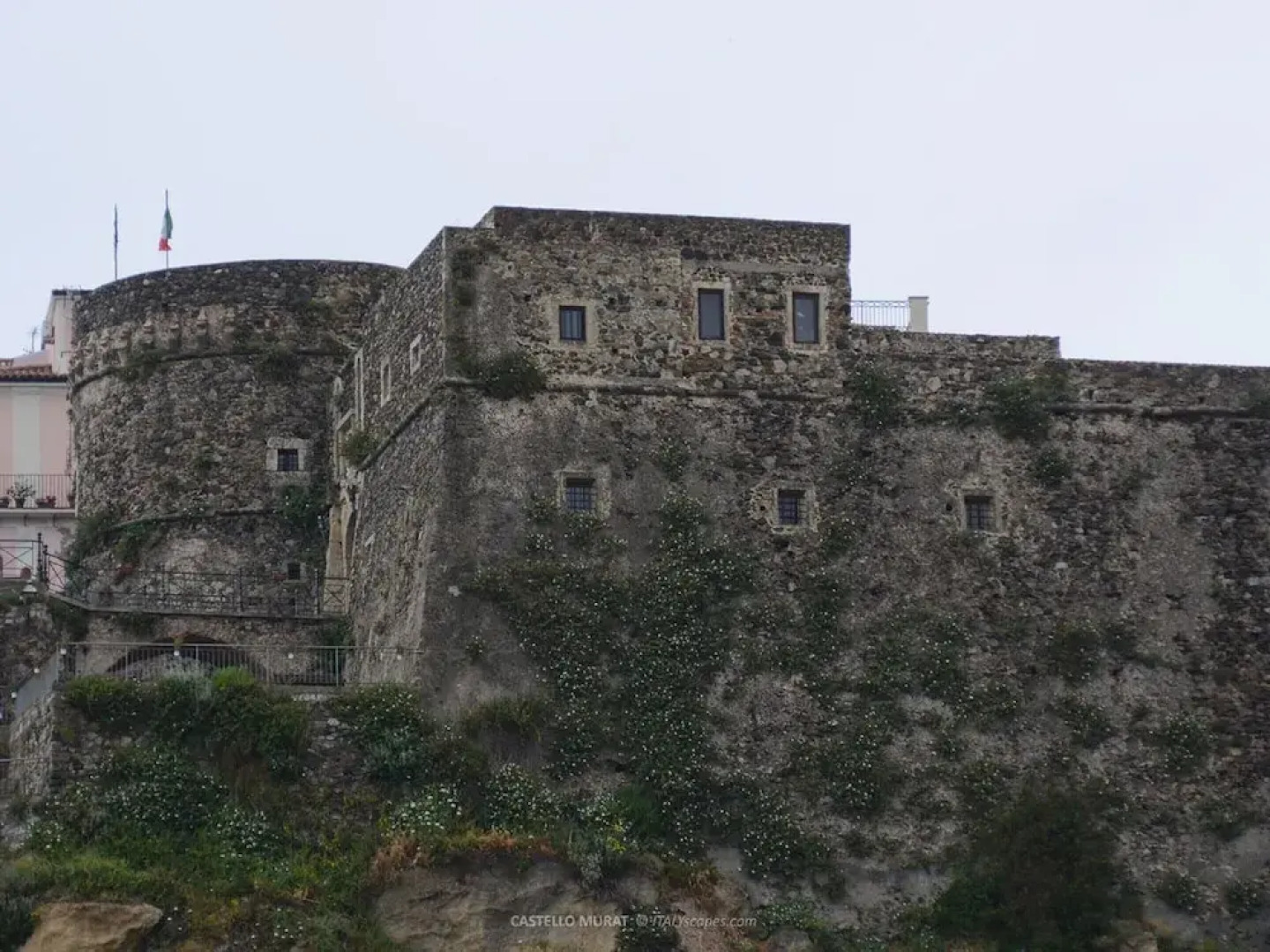 Holiday Home in Pizzo Near Tyrrhenian Sea