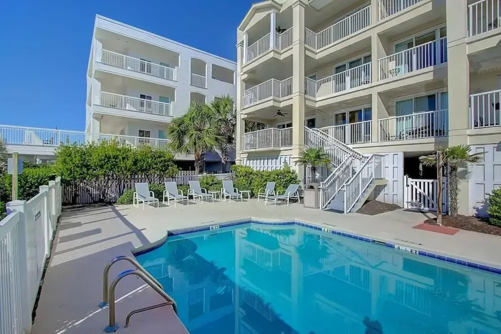 1010 Ocean Palms 103