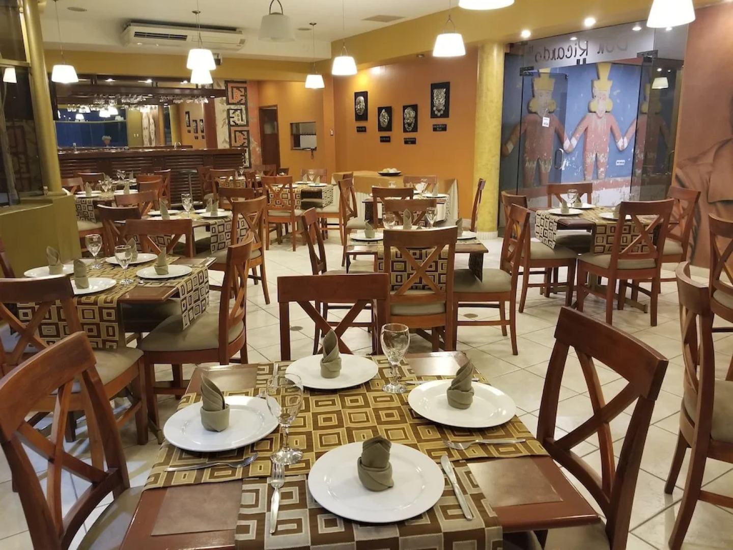 El Brujo Hotel - La Merced