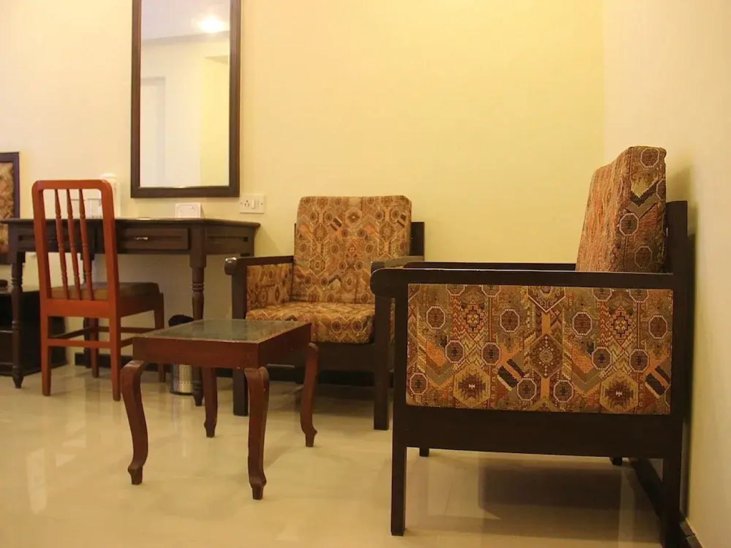 OYO 1697 Hotel PM Regency