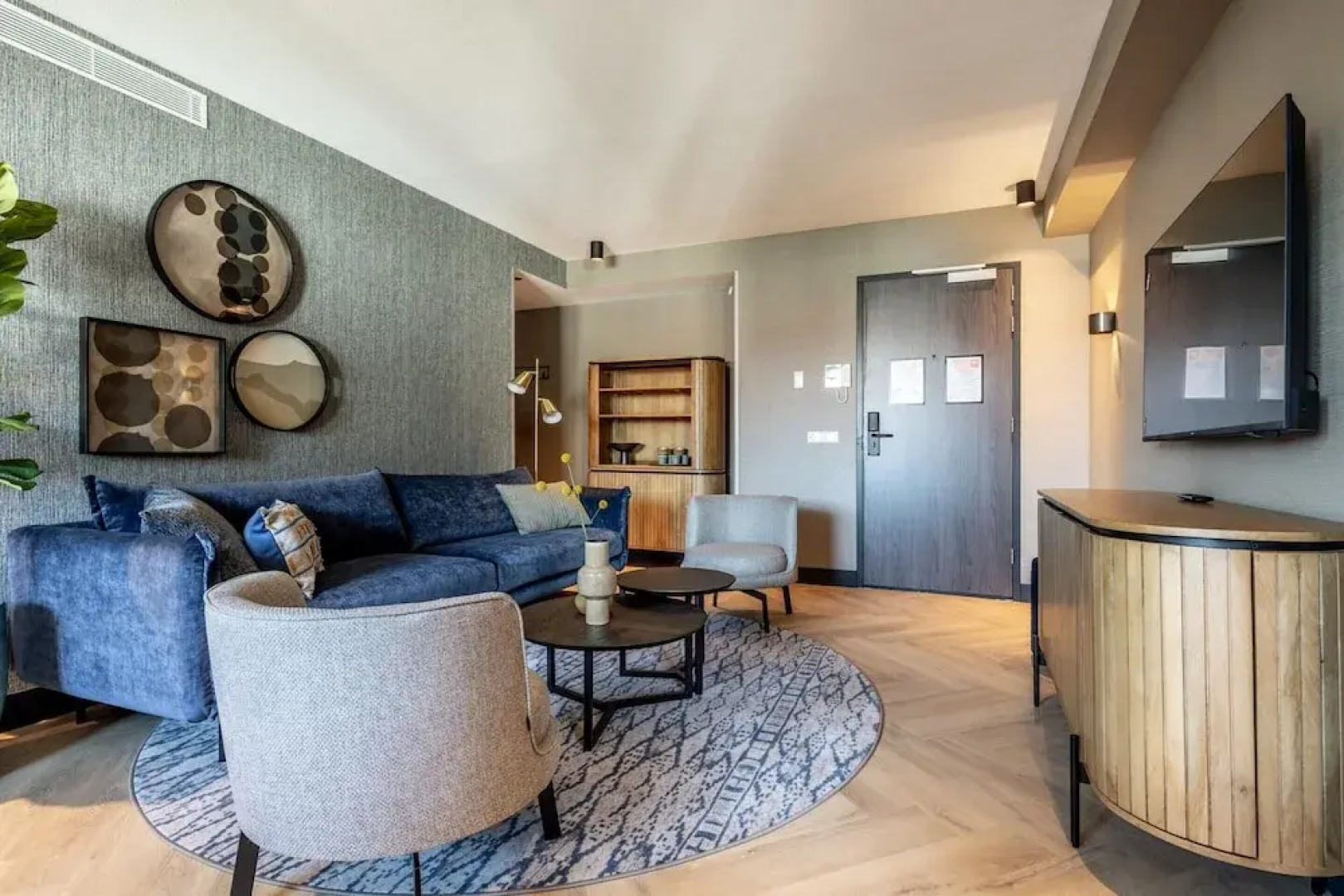 Historic Canal Home in Delft